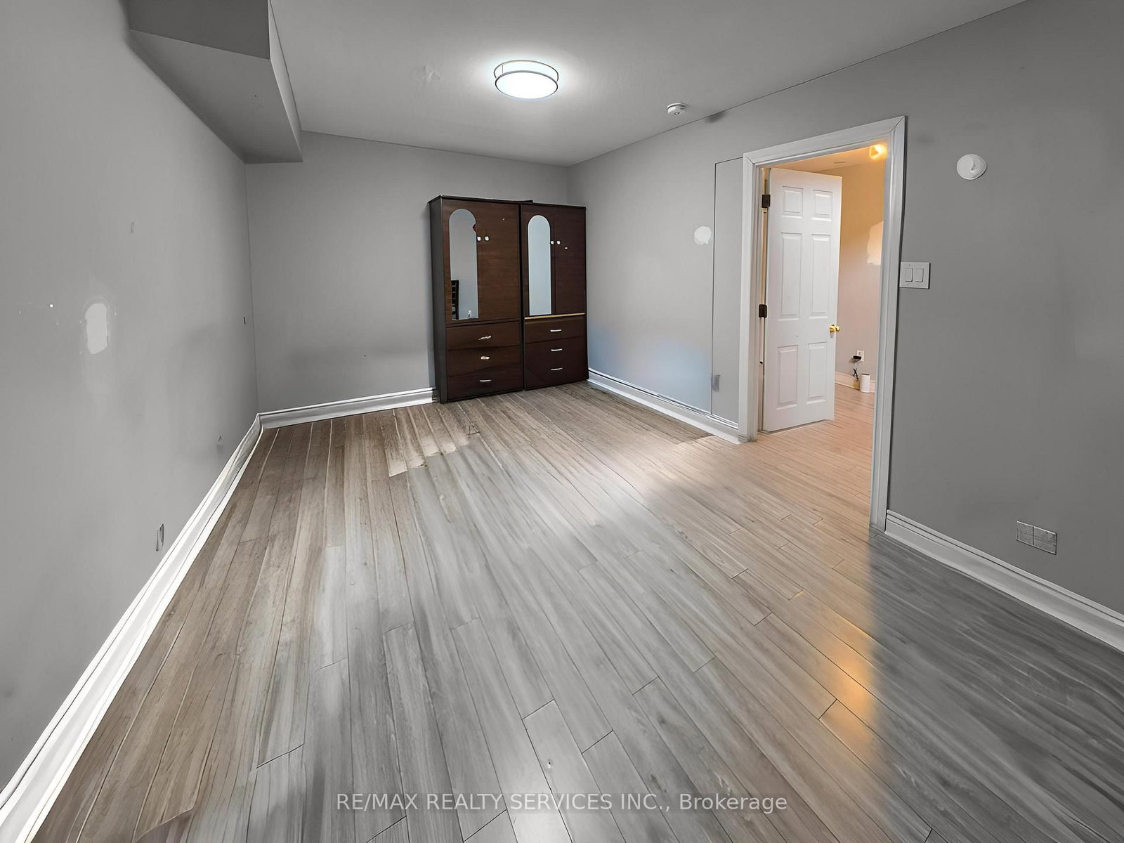 Detached House for sale at 377 Mill Street, Brampton, Ontario, L6Y 3H6 - Brampton South - MLS: W12981296