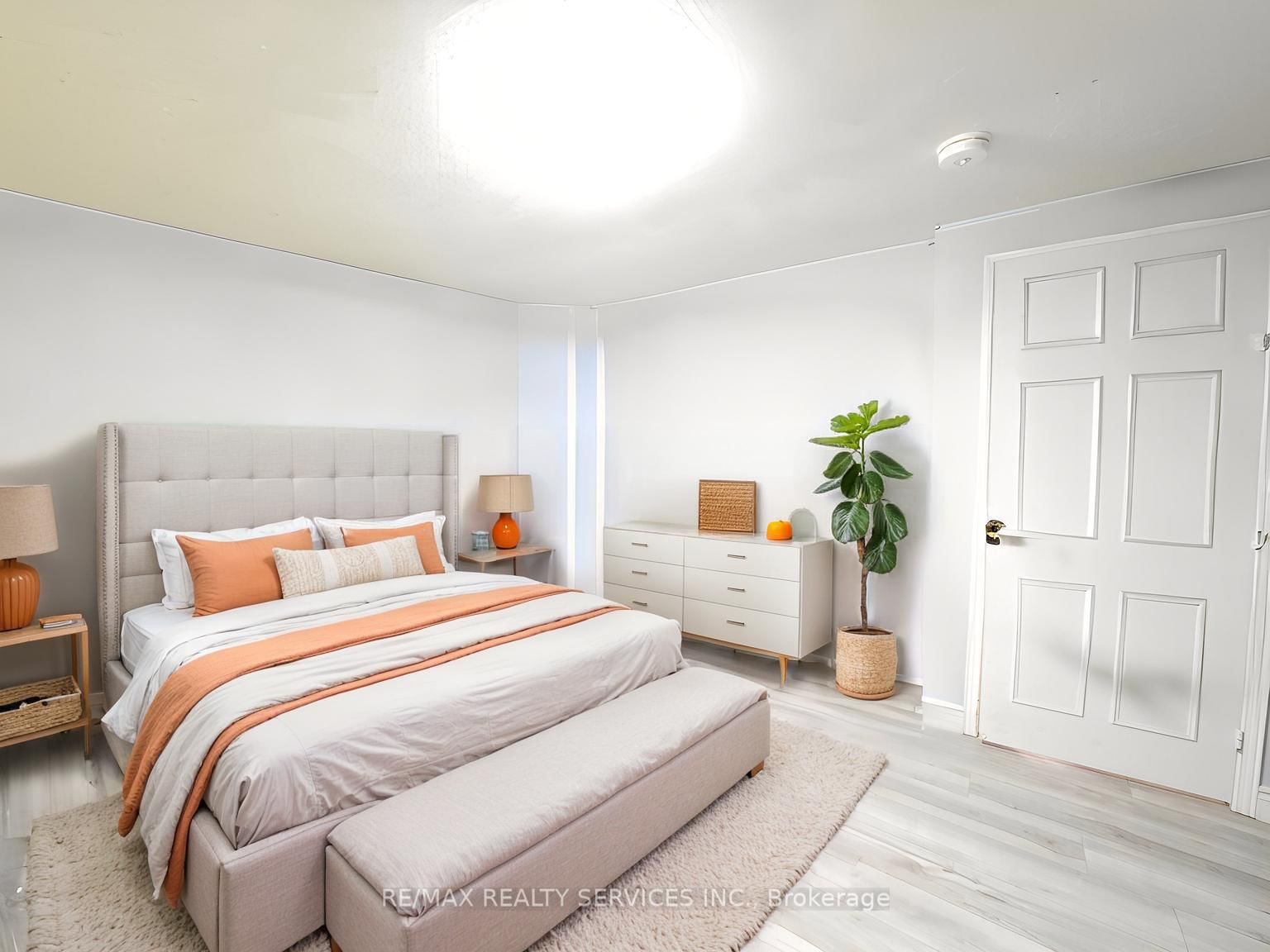 Detached House for sale at 377 Mill Street, Brampton, Ontario, L6Y 3H6 - Brampton South - MLS: W12981296