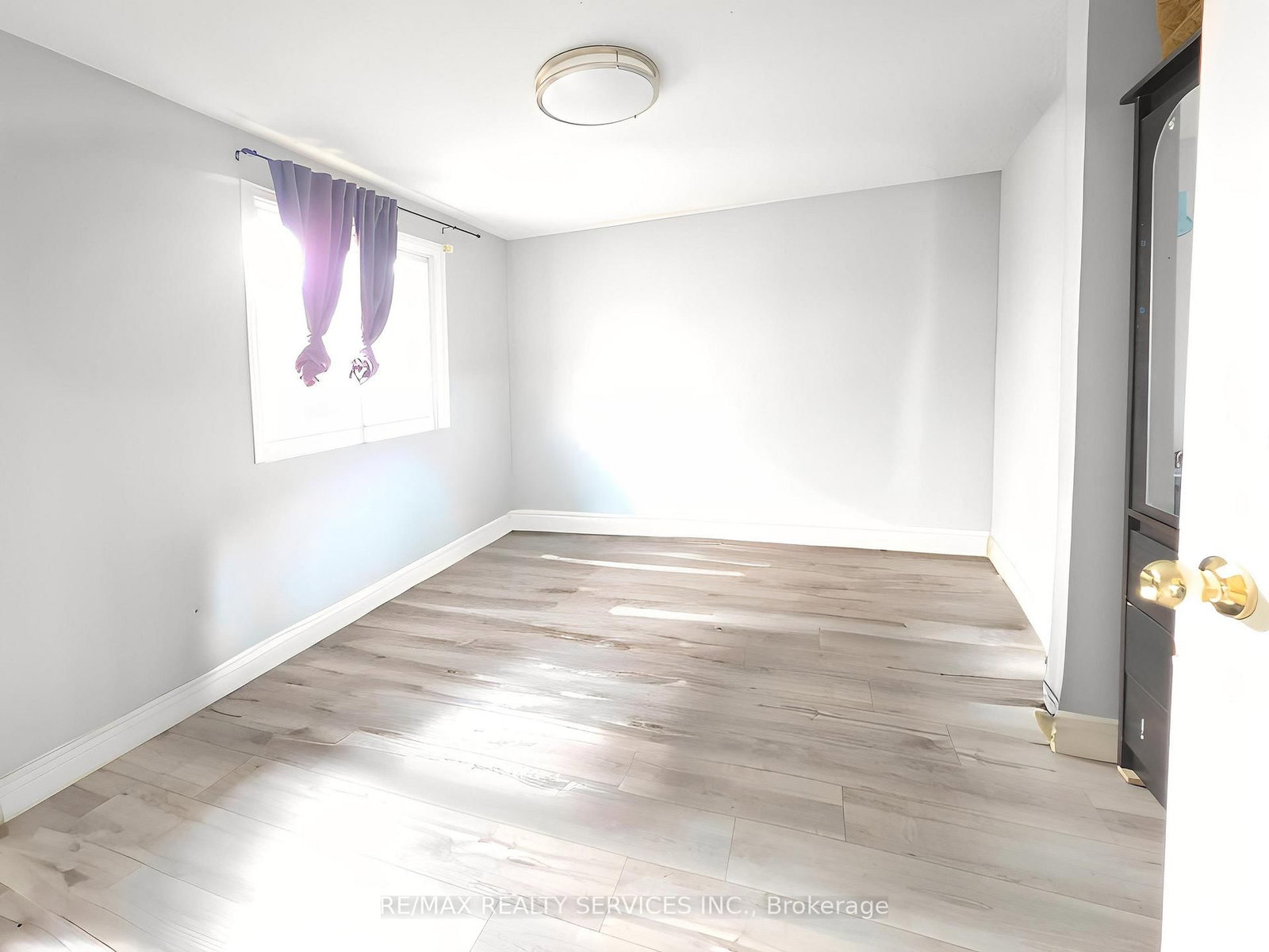 Detached House for sale at 377 Mill Street, Brampton, Ontario, L6Y 3H6 - Brampton South - MLS: W12981296