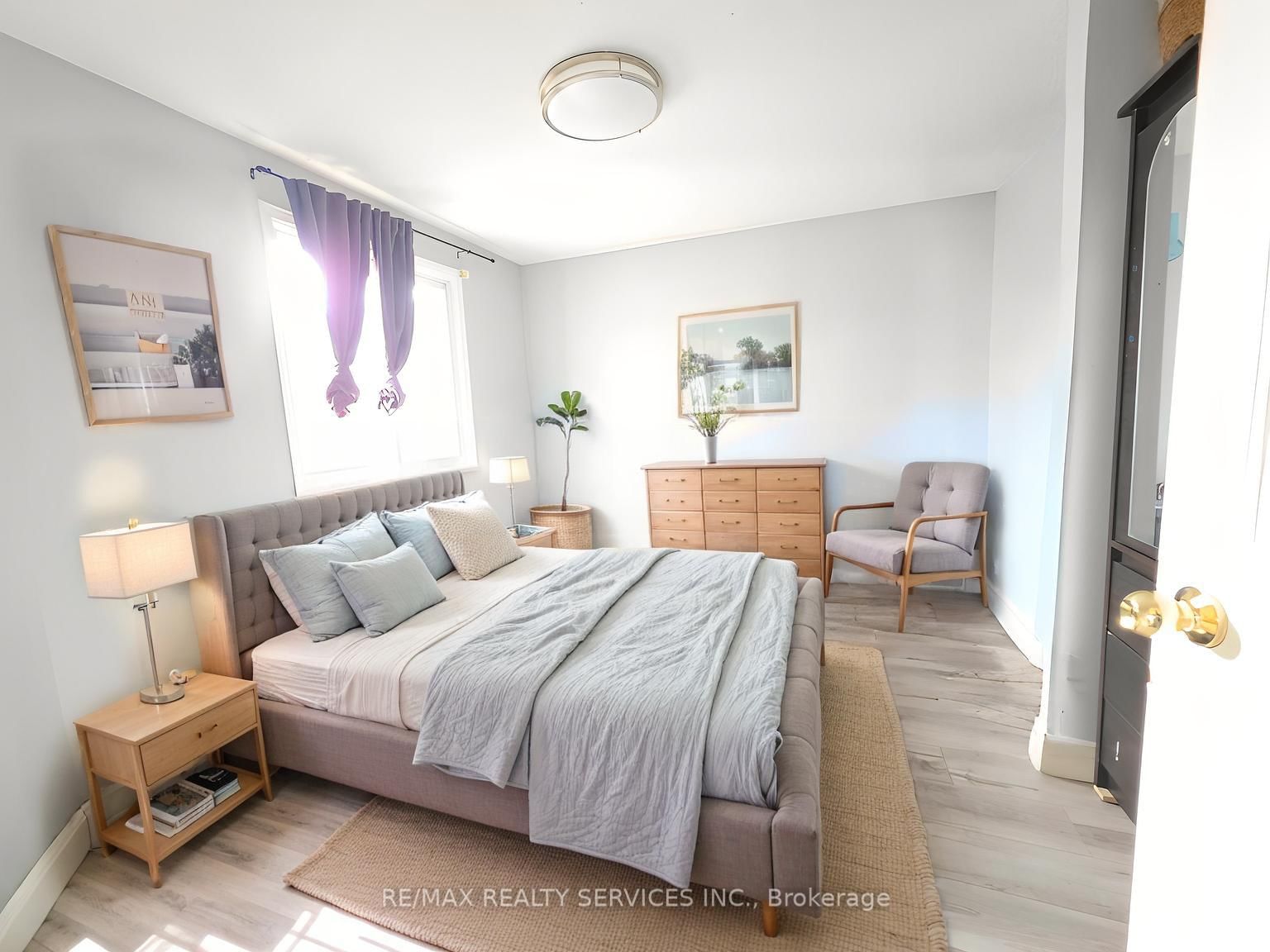 Detached House for sale at 377 Mill Street, Brampton, Ontario, L6Y 3H6 - Brampton South - MLS: W12981296