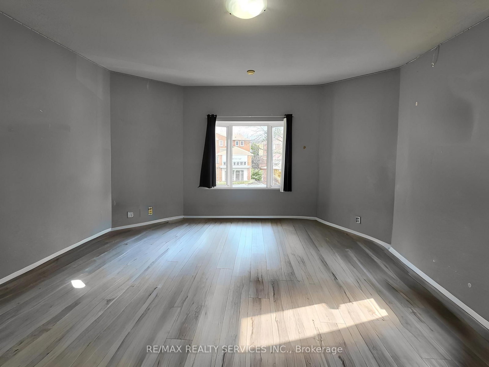 Detached House for sale at 377 Mill Street, Brampton, Ontario, L6Y 3H6 - Brampton South - MLS: W12981296