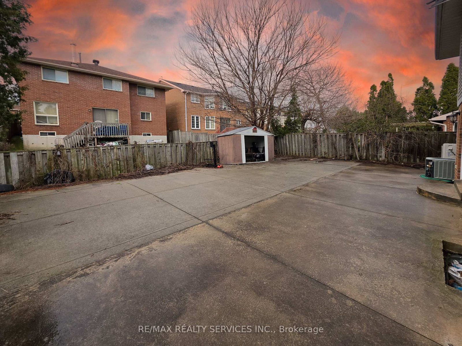 Detached House for sale at 377 Mill Street, Brampton, Ontario, L6Y 3H6 - Brampton South - MLS: W12981296