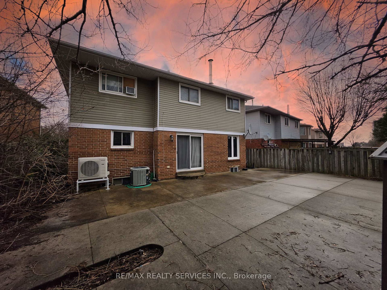 Detached House for sale at 377 Mill Street, Brampton, Ontario, L6Y 3H6 - Brampton South - MLS: W12981296