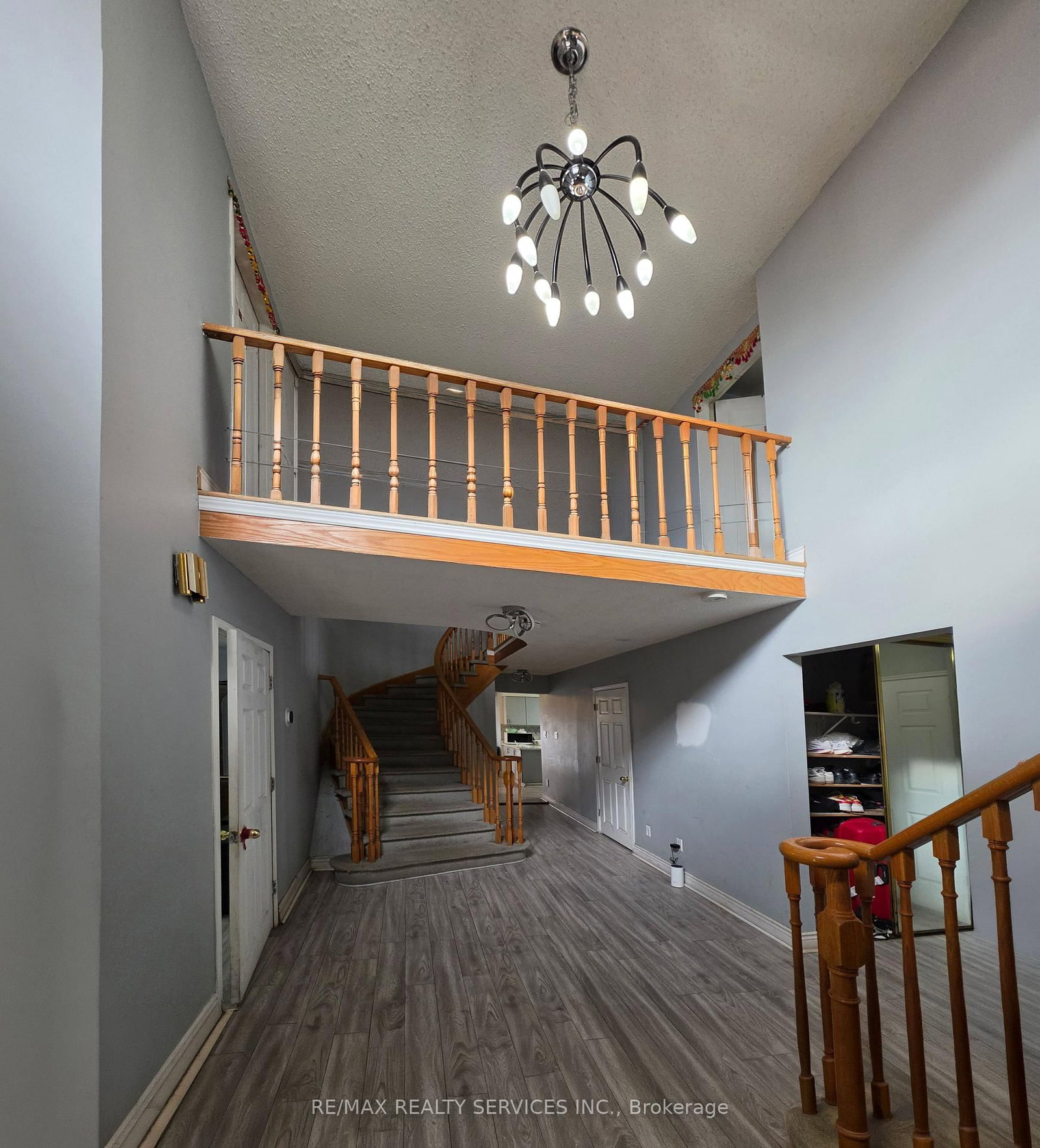 Detached House for sale at 377 Mill Street, Brampton, Ontario, L6Y 3H6 - Brampton South - MLS: W12981296