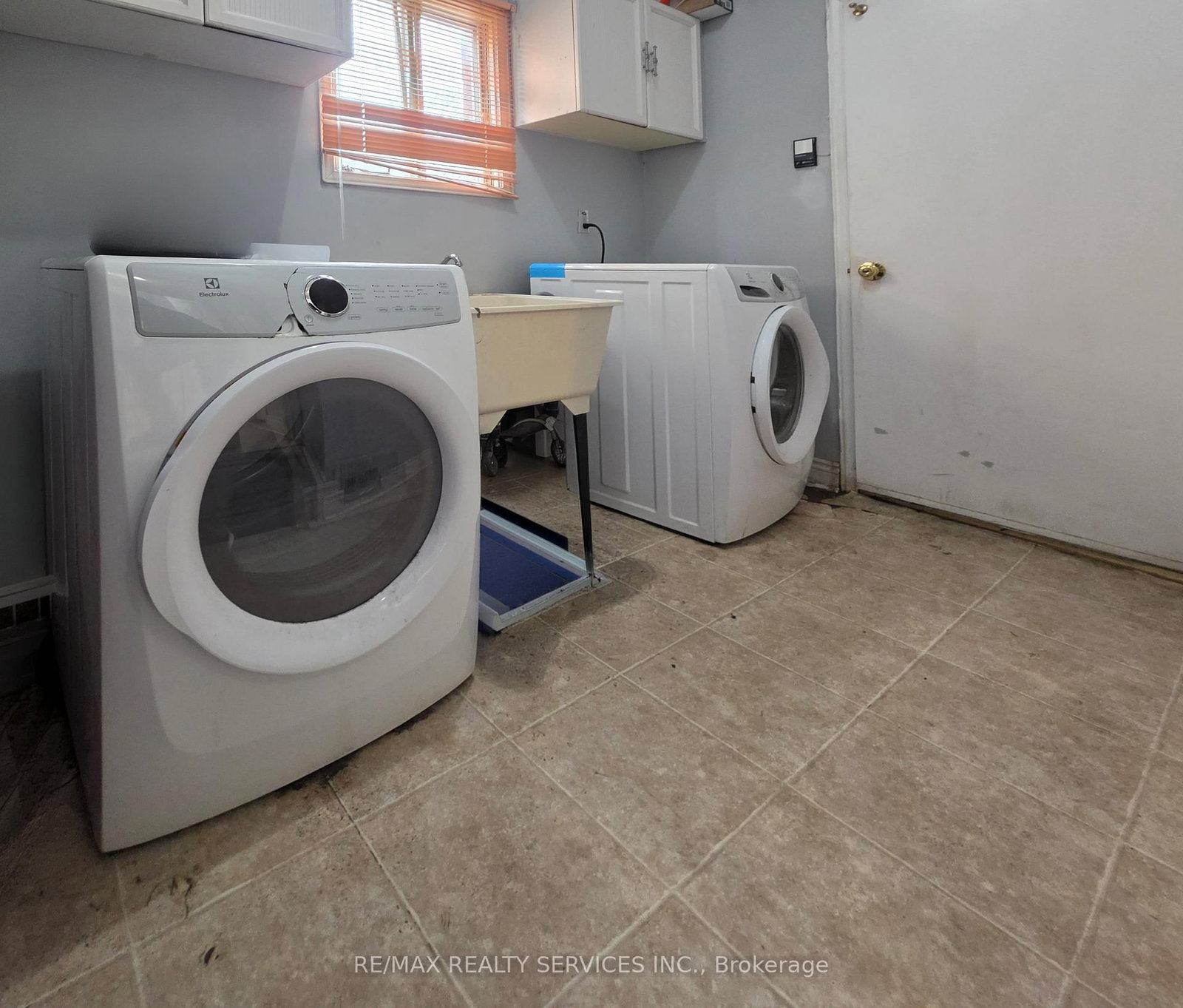 Detached House for sale at 377 Mill Street, Brampton, Ontario, L6Y 3H6 - Brampton South - MLS: W12981296