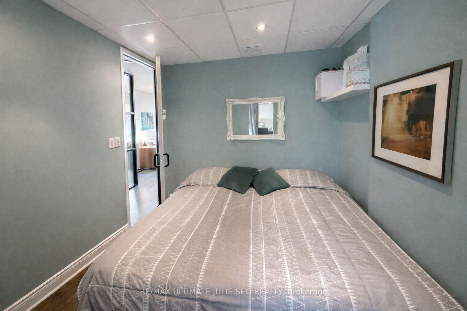 1611 Bloor Street W - Photo 10