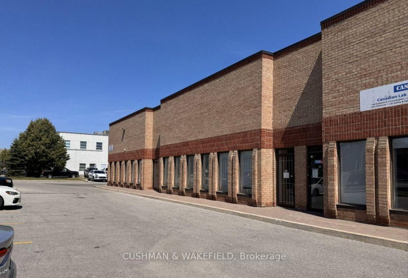 4-6 - 13 Edvac Dr, Brampton, L6S 5W6 | Image 2