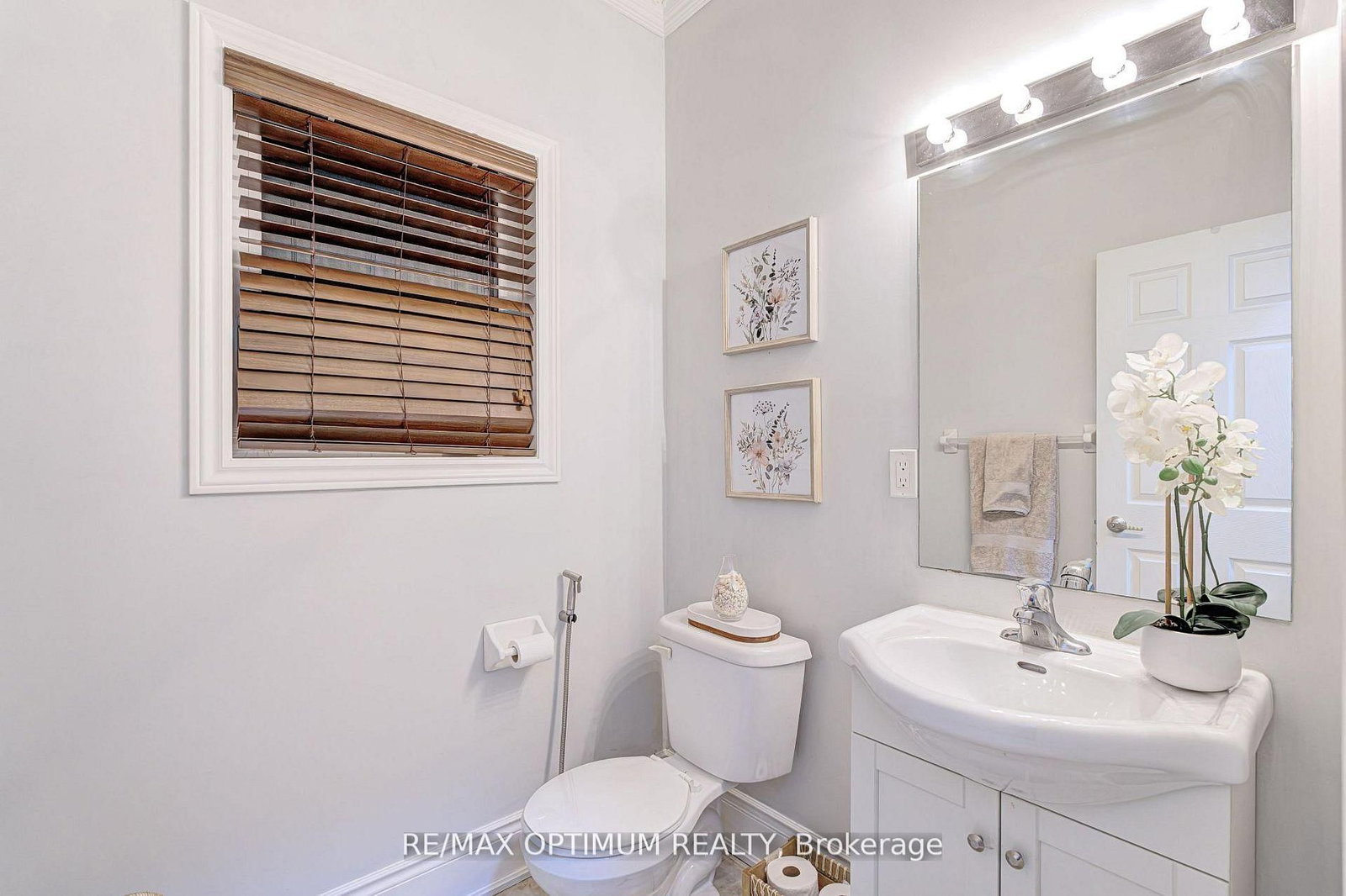 Detached House for sale at 19 Teal Crest Circle, Brampton, Ontario, L6X 2Z6 - Credit Valley - MLS: W12981360