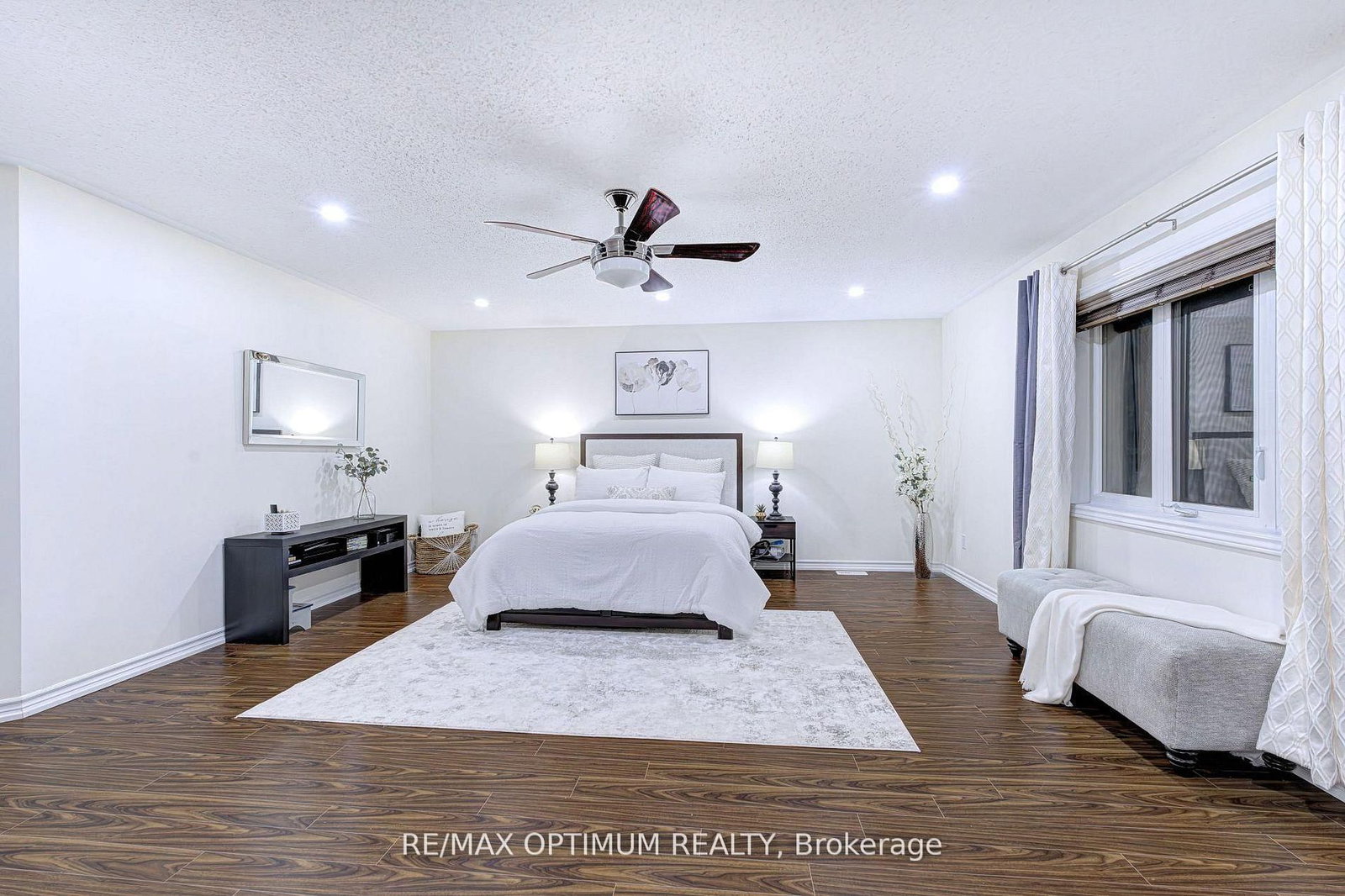 Detached House for sale at 19 Teal Crest Circle, Brampton, Ontario, L6X 2Z6 - Credit Valley - MLS: W12981360