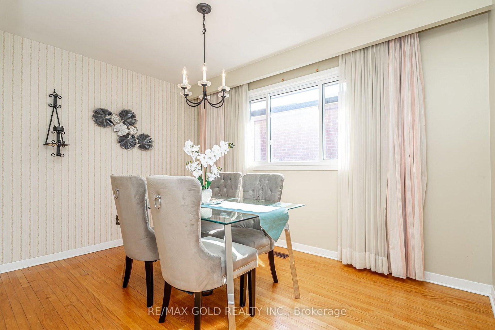 Detached House for sale at 11 Edgebrook Crescent, Brampton, Ontario, L6T 1Y6 - Southgate - MLS: W12981370