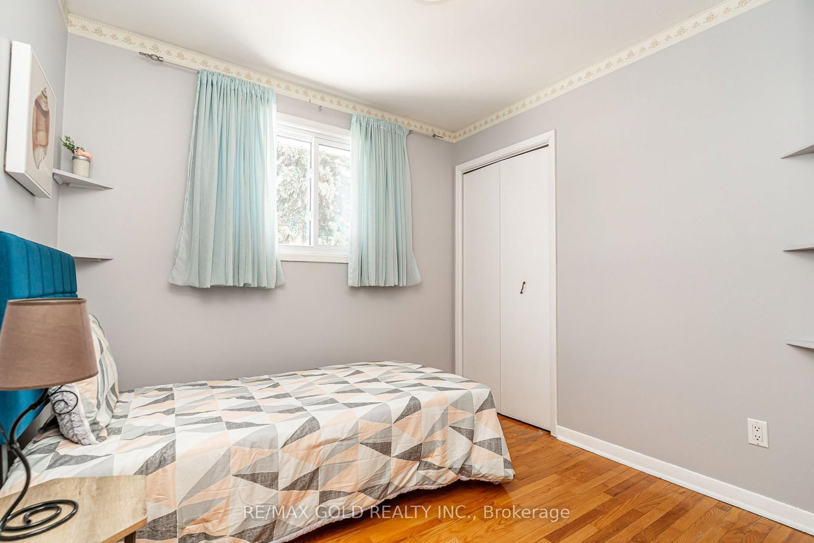 Detached House for sale at 11 Edgebrook Crescent, Brampton, Ontario, L6T 1Y6 - Southgate - MLS: W12981370