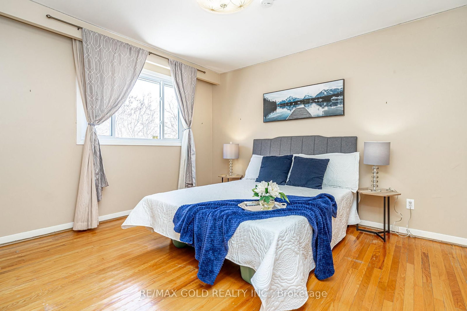 Detached House for sale at 11 Edgebrook Crescent, Brampton, Ontario, L6T 1Y6 - Southgate - MLS: W12981370