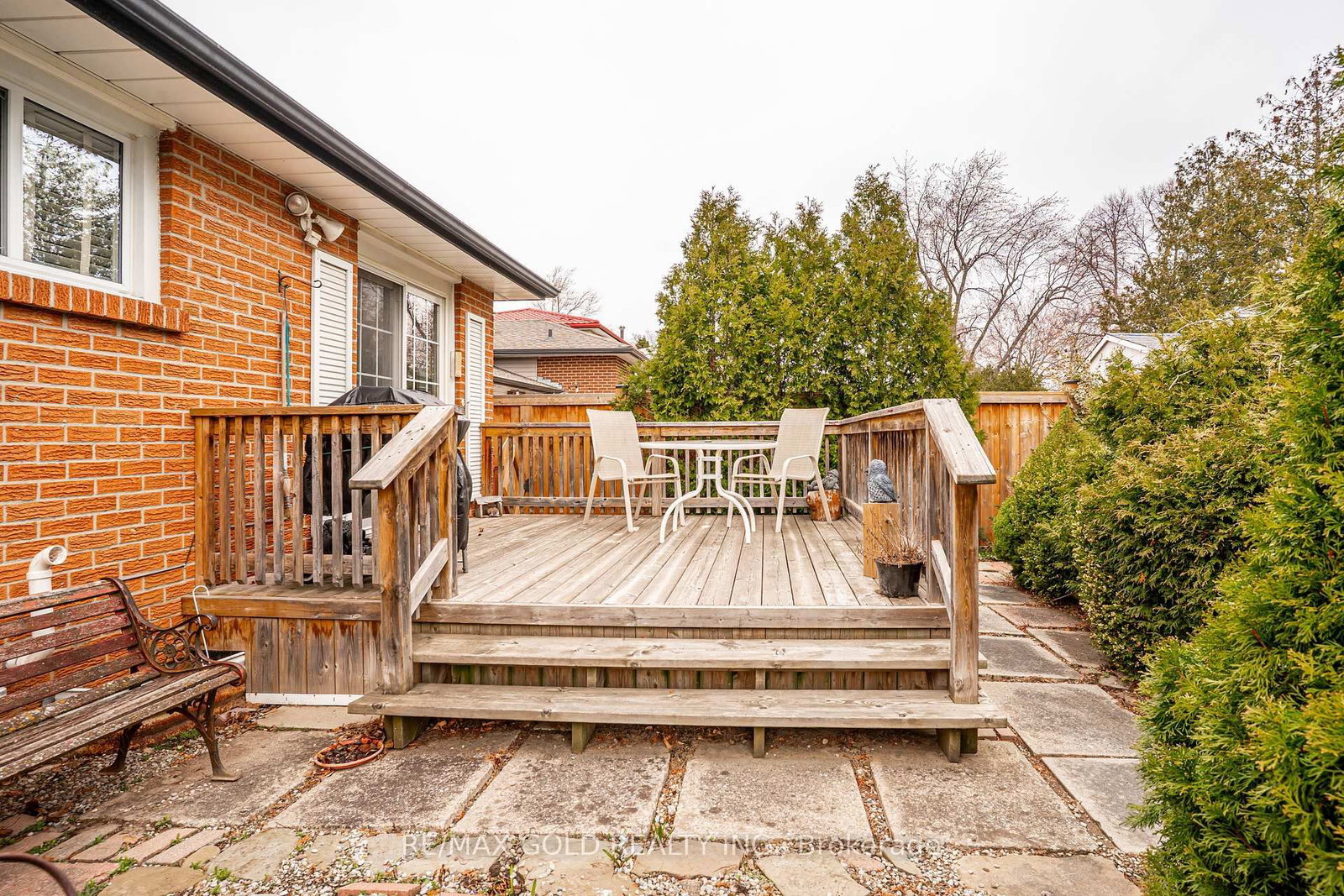 Detached House for sale at 11 Edgebrook Crescent, Brampton, Ontario, L6T 1Y6 - Southgate - MLS: W12981370