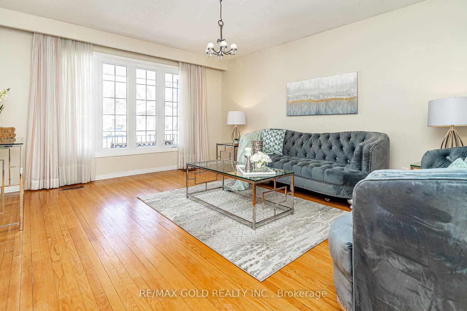 Detached House for sale at 11 Edgebrook Crescent, Brampton, Ontario, L6T 1Y6 - Southgate - MLS: W12981370