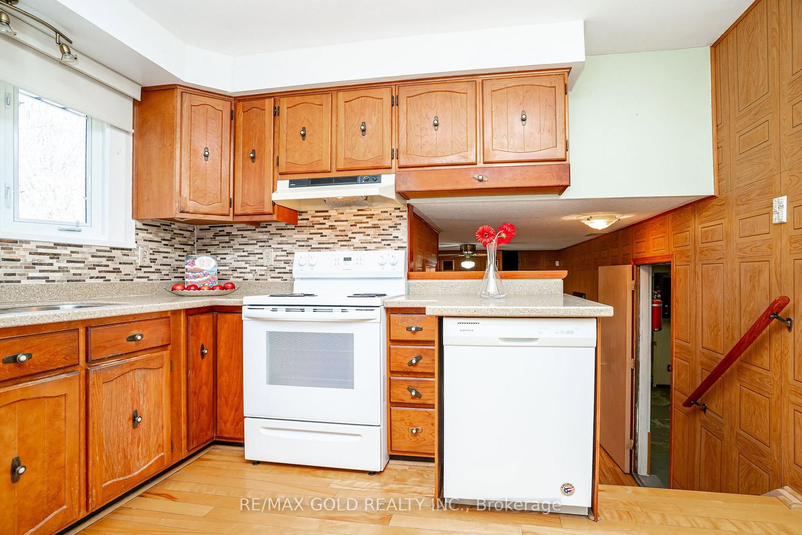 Detached House for sale at 34 Deerfield Crescent, Brampton, Ontario, L6T 1K7 - Southgate - MLS: W12981394