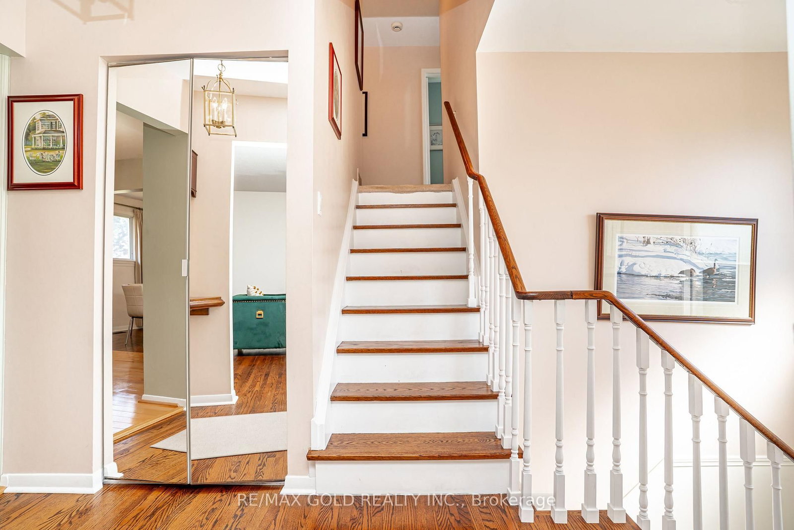 Detached House for sale at 34 Deerfield Crescent, Brampton, Ontario, L6T 1K7 - Southgate - MLS: W12981394