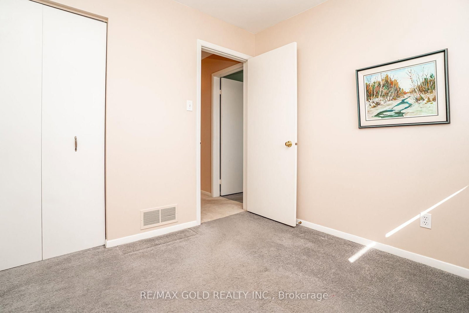 Detached House for sale at 34 Deerfield Crescent, Brampton, Ontario, L6T 1K7 - Southgate - MLS: W12981394