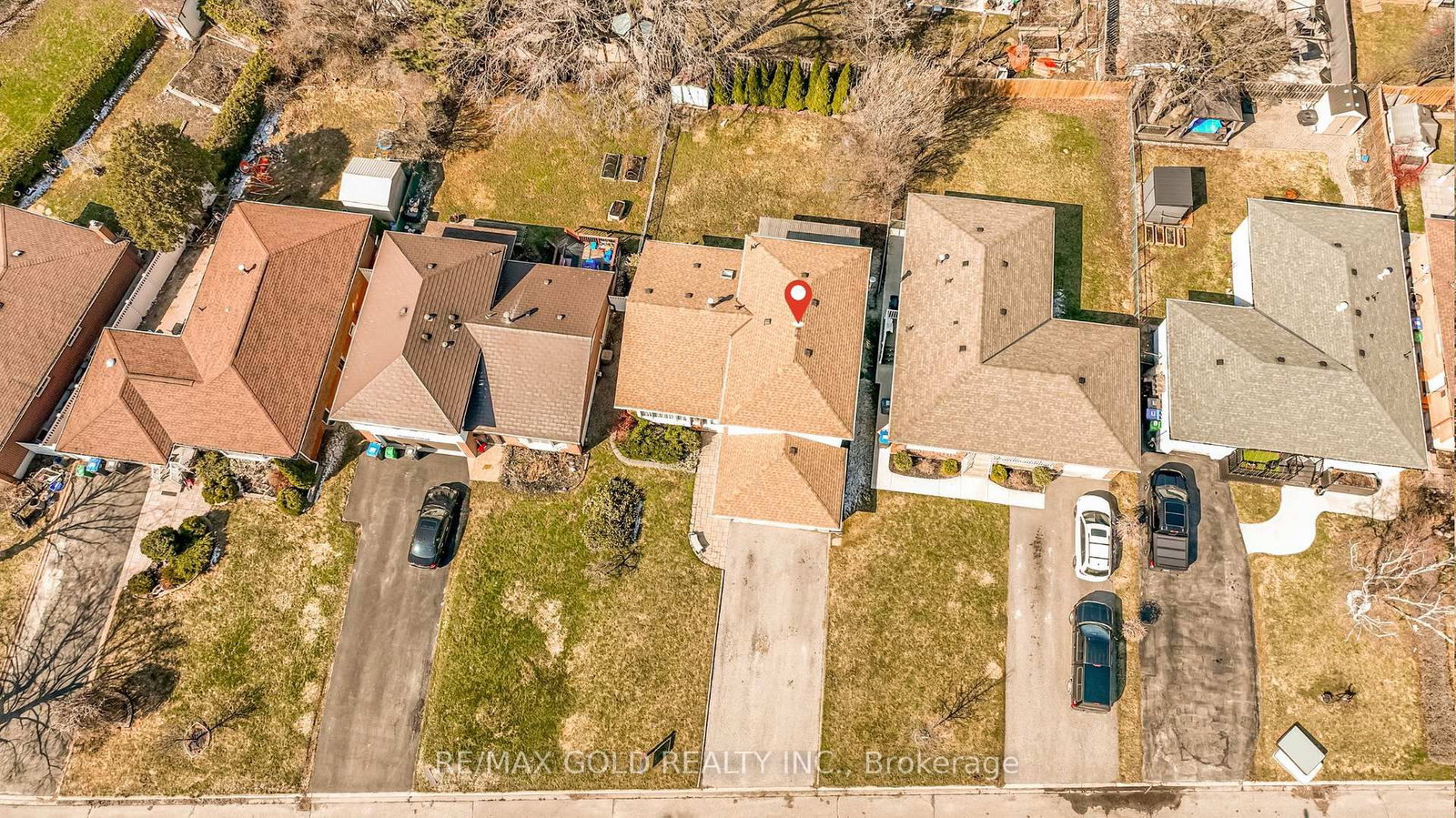 Detached House for sale at 34 Deerfield Crescent, Brampton, Ontario, L6T 1K7 - Southgate - MLS: W12981394