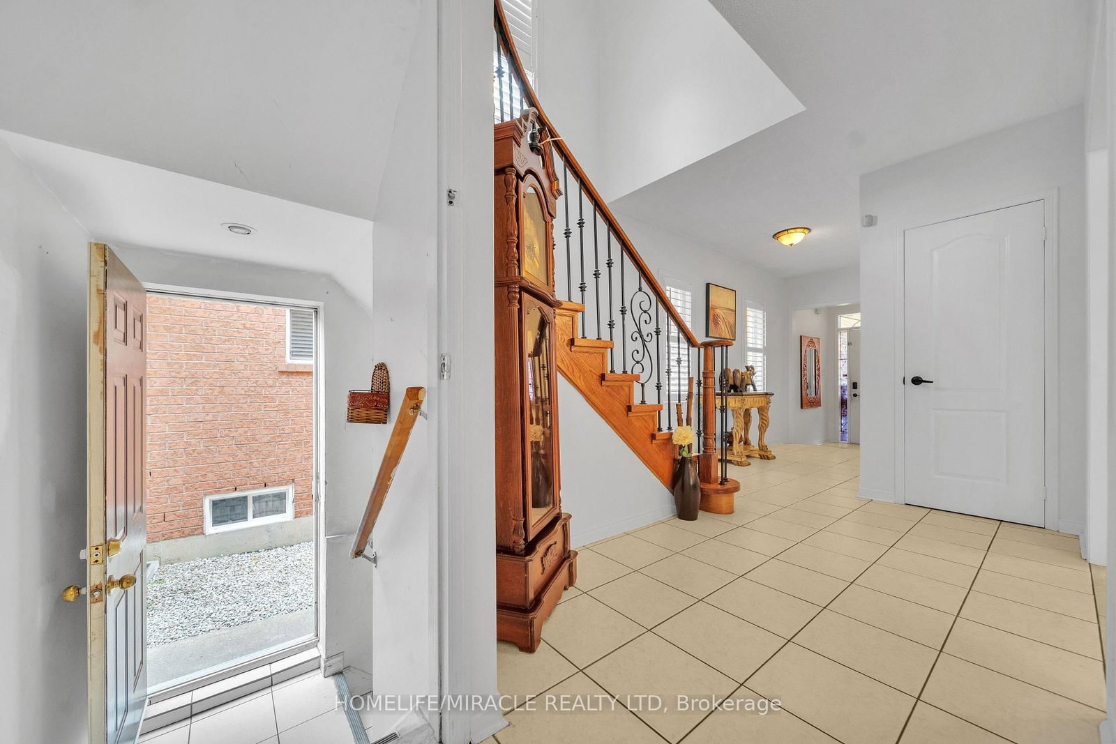 Detached House for sale at 19 Culture Crescent, Brampton, Ontario, L6X 4V4 - Fletcher's Creek Village - MLS: W12981404