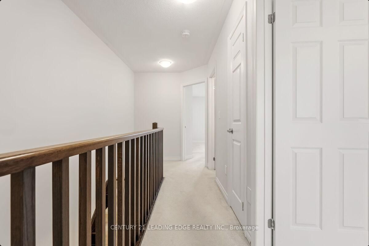 5070 Harvard Road N, Unit 5 - Photo 23