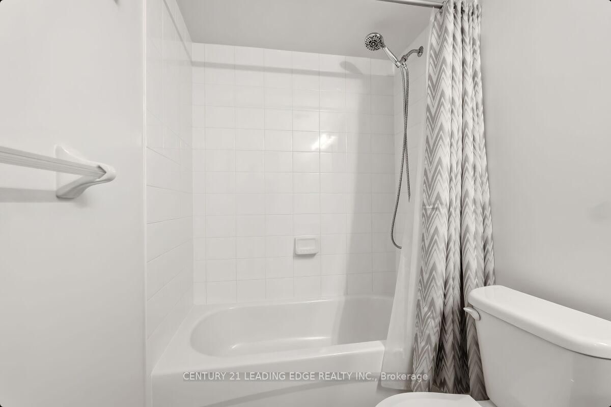 5070 Harvard Road N, Unit 5 - Photo 34