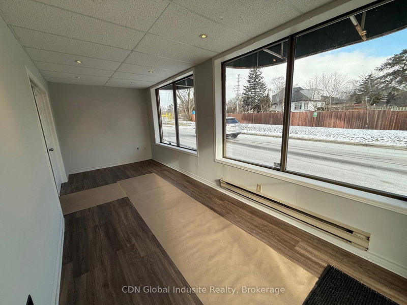 31 - 366 Revus Ave, Mississauga, L5G 4S5 | Image 2