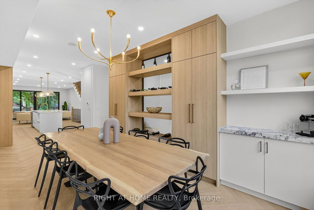 15A ROSEMEADE Avenue