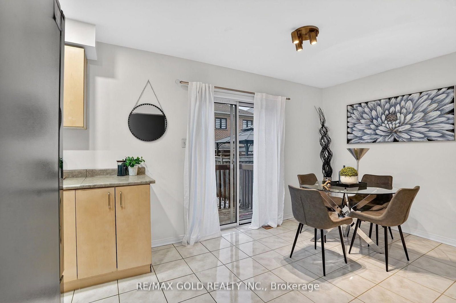 Detached House for sale at 25 Spencer Drive, Brampton, Ontario, L7A 2A2 - Fletcher's Meadow - MLS: W12981636