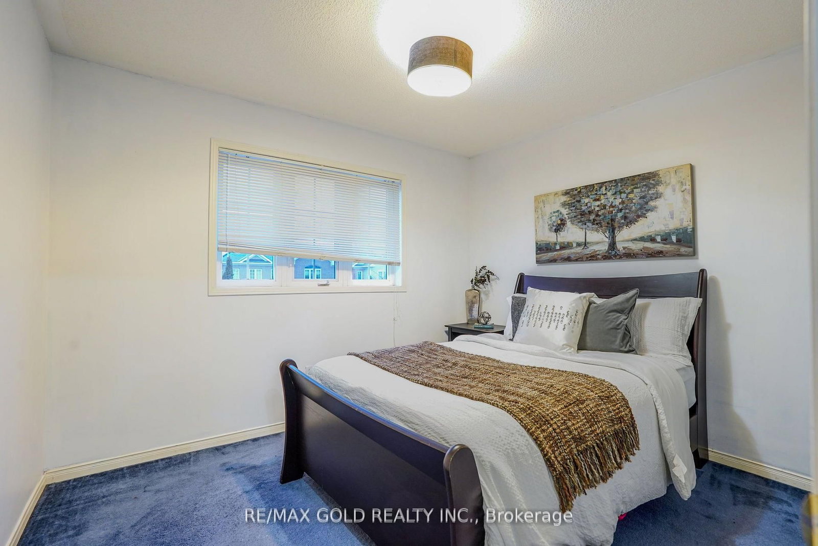 Detached House for sale at 25 Spencer Drive, Brampton, Ontario, L7A 2A2 - Fletcher's Meadow - MLS: W12981636