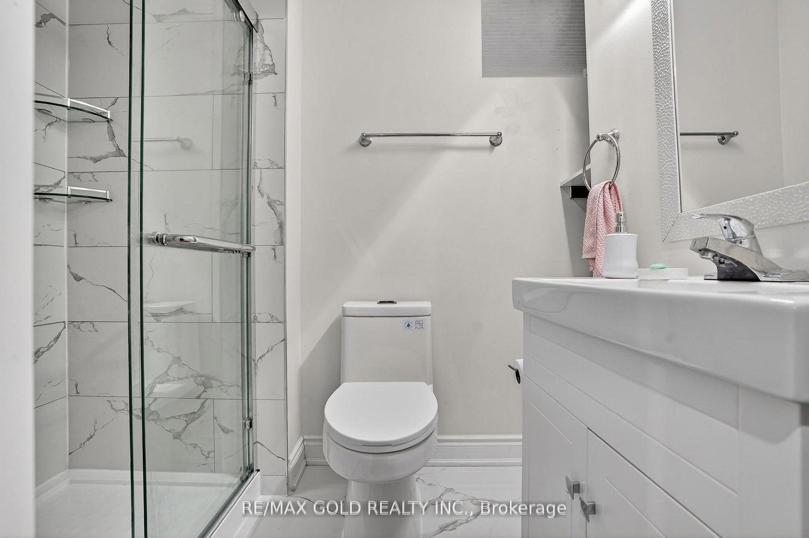 Detached House for sale at 25 Spencer Drive, Brampton, Ontario, L7A 2A2 - Fletcher's Meadow - MLS: W12981636