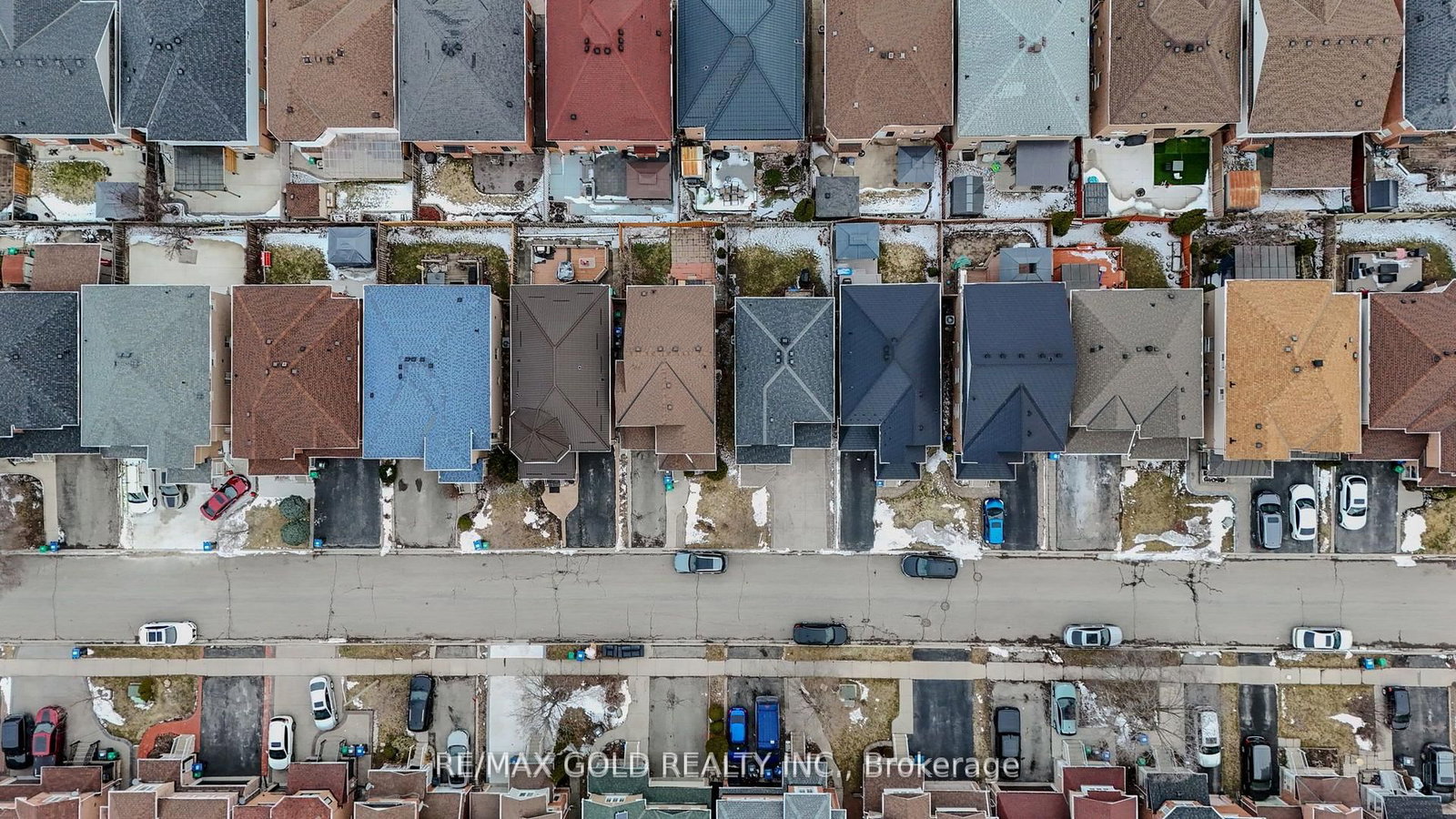 Detached House for sale at 25 Spencer Drive, Brampton, Ontario, L7A 2A2 - Fletcher's Meadow - MLS: W12981636