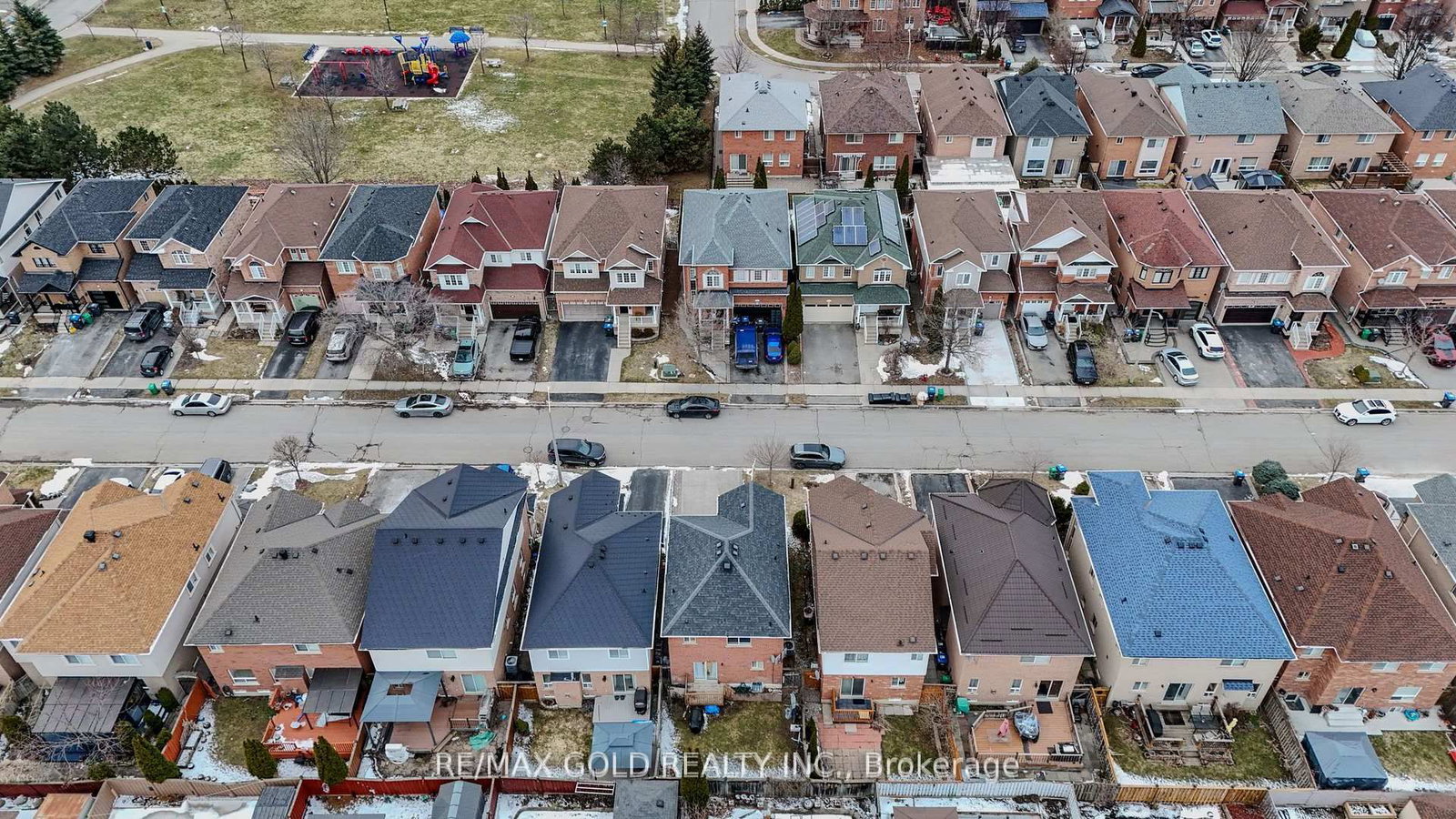 Detached House for sale at 25 Spencer Drive, Brampton, Ontario, L7A 2A2 - Fletcher's Meadow - MLS: W12981636