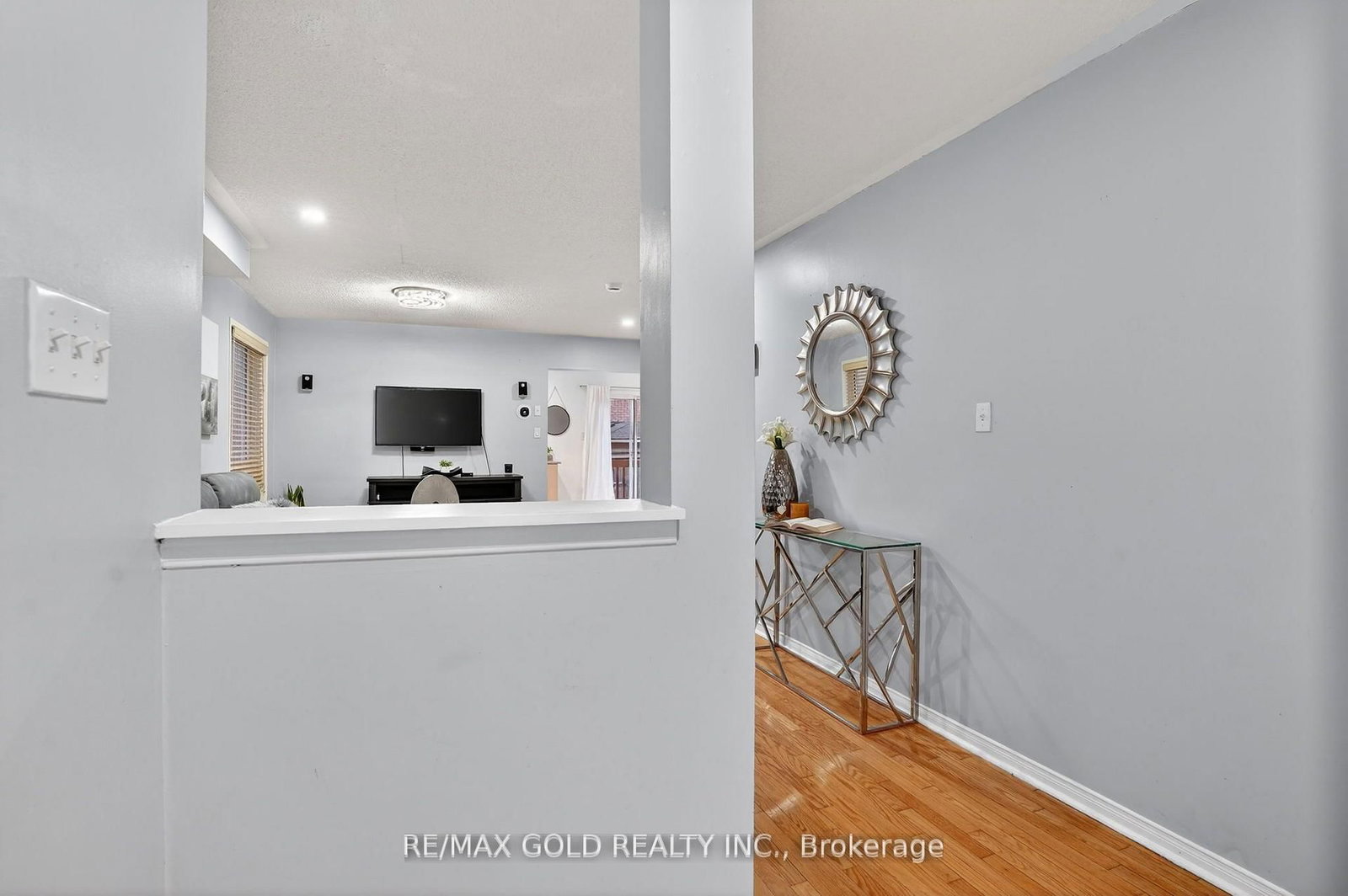 Detached House for sale at 25 Spencer Drive, Brampton, Ontario, L7A 2A2 - Fletcher's Meadow - MLS: W12981636