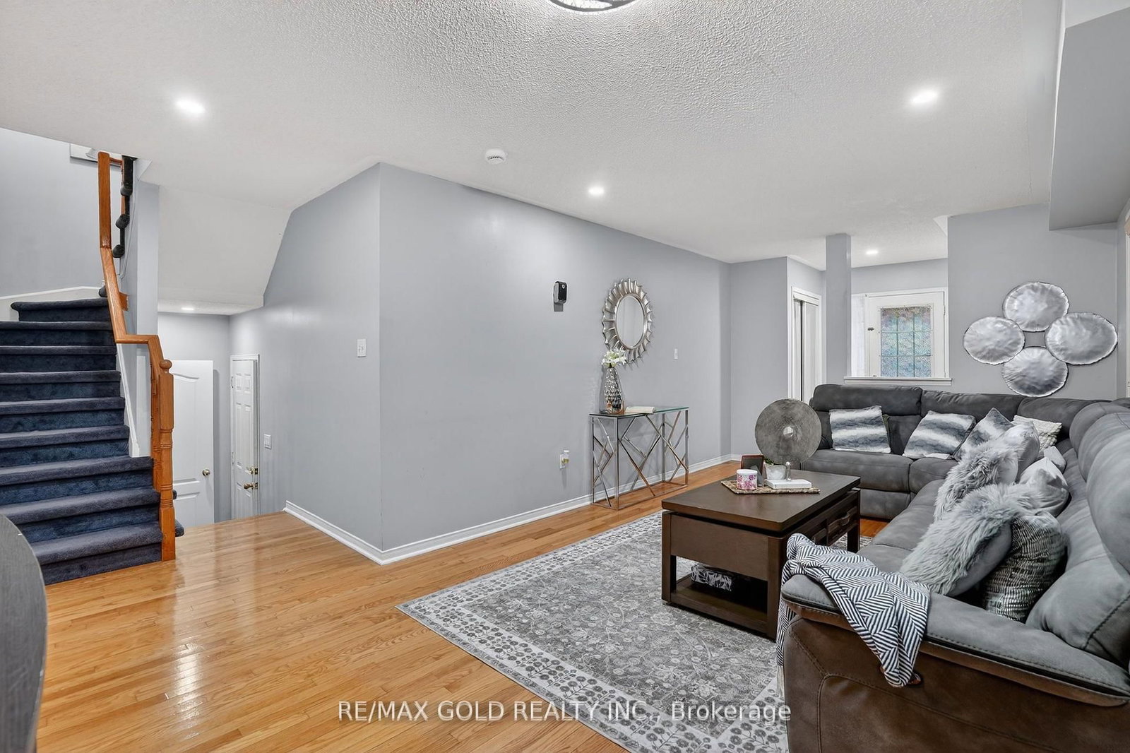 Detached House for sale at 25 Spencer Drive, Brampton, Ontario, L7A 2A2 - Fletcher's Meadow - MLS: W12981636