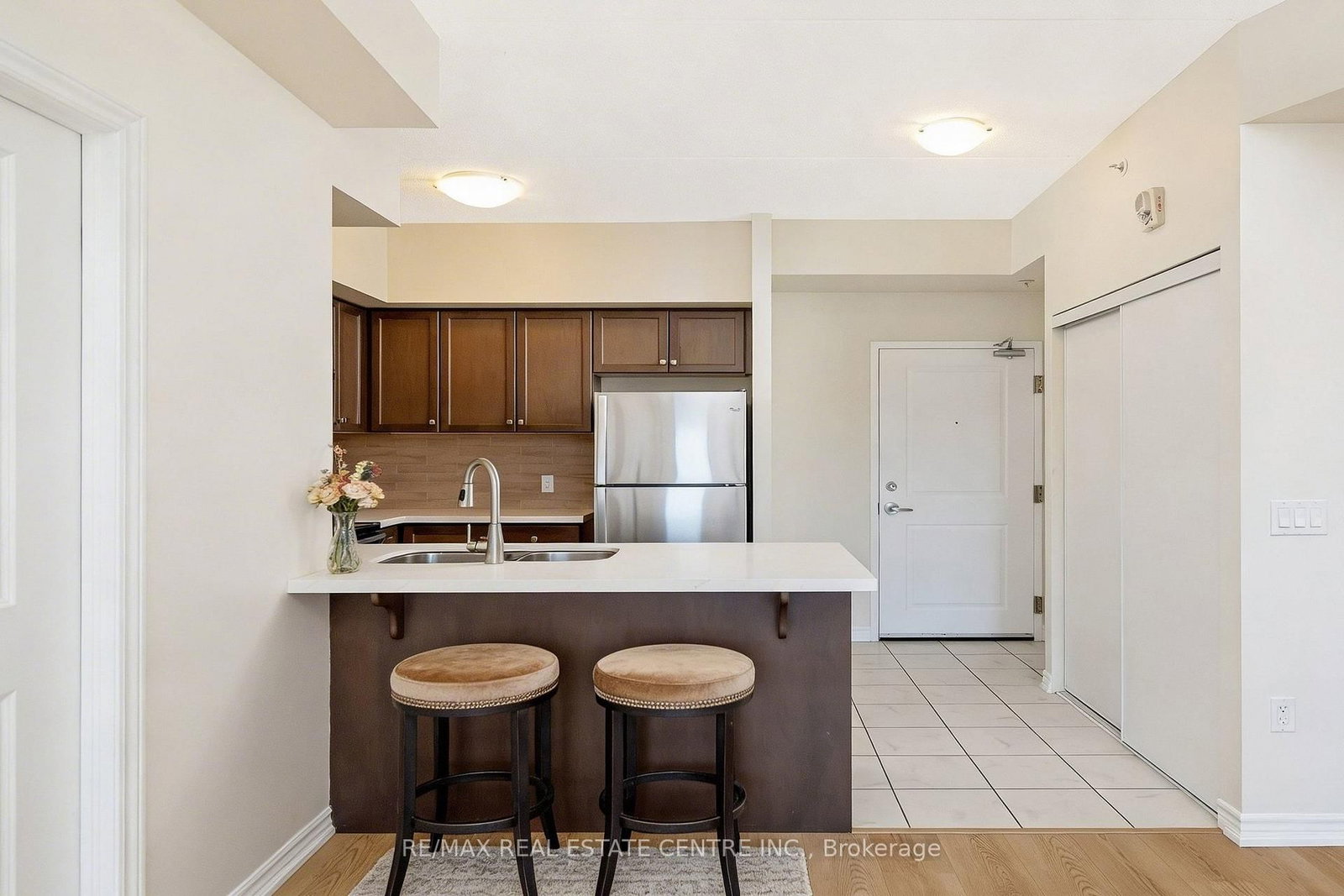 Condo for sale at 408-650 Sauve Street, Milton, Ontario, L9T 9A8 - Beaty - MLS: W12981684