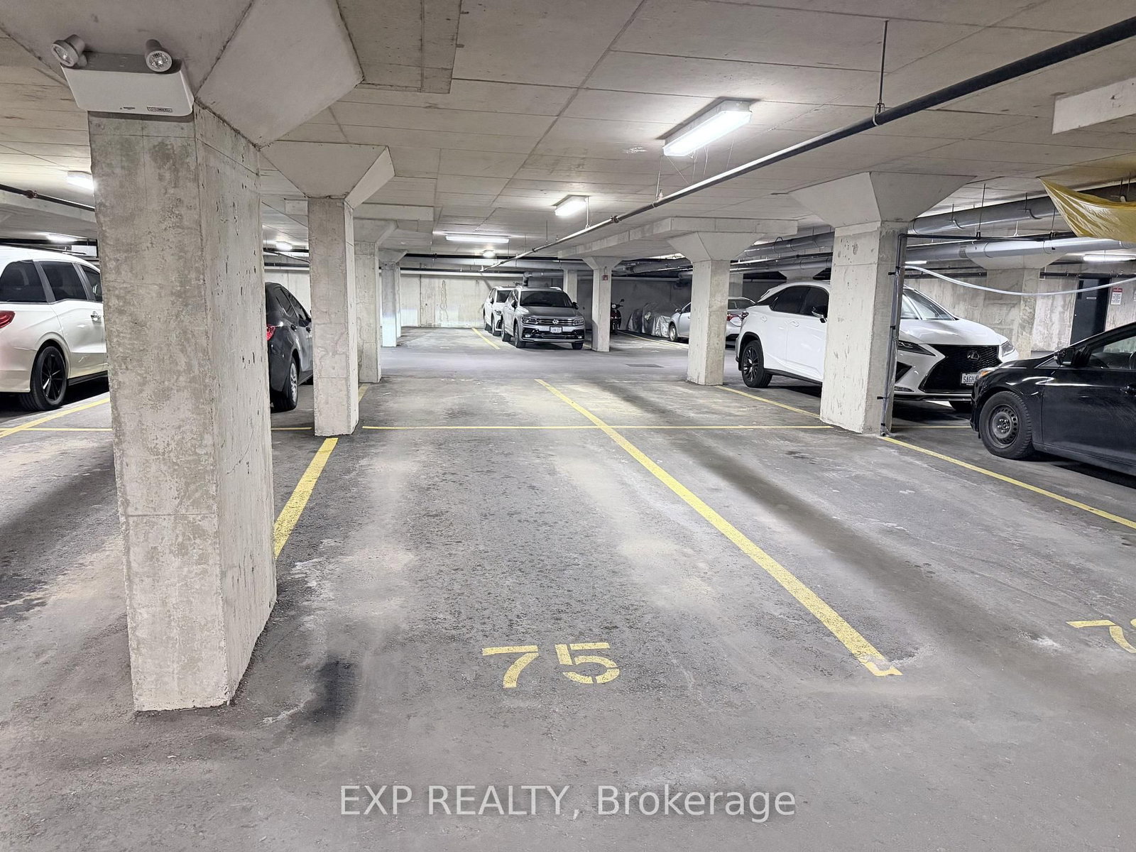 610 Farmstead Drive, Unit 513 - Photo 22