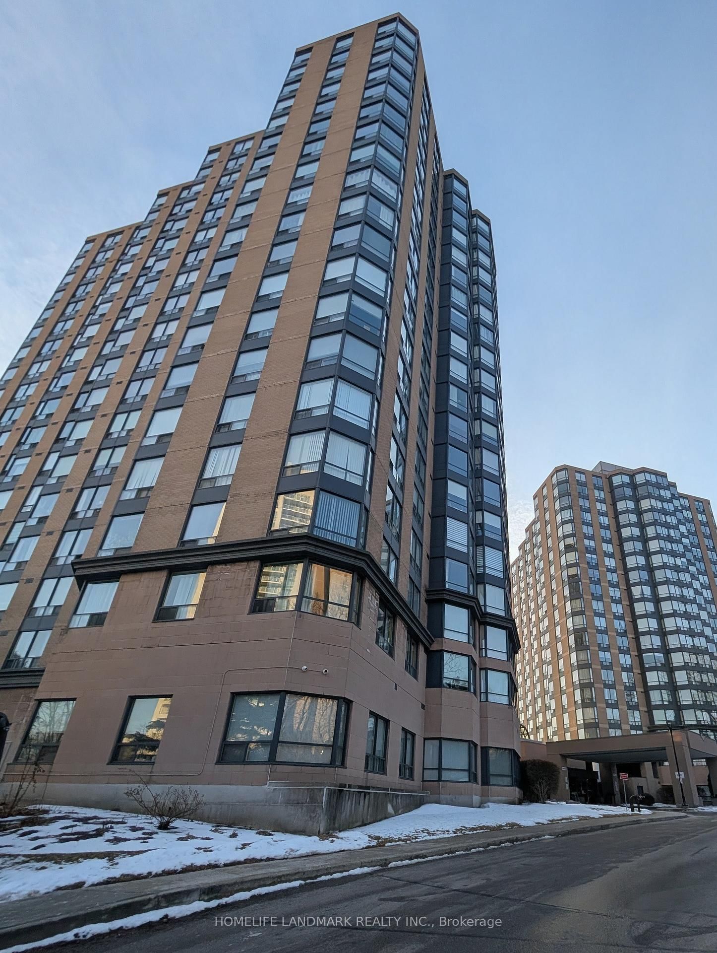 1 Hickory Tree Road, Unit 004