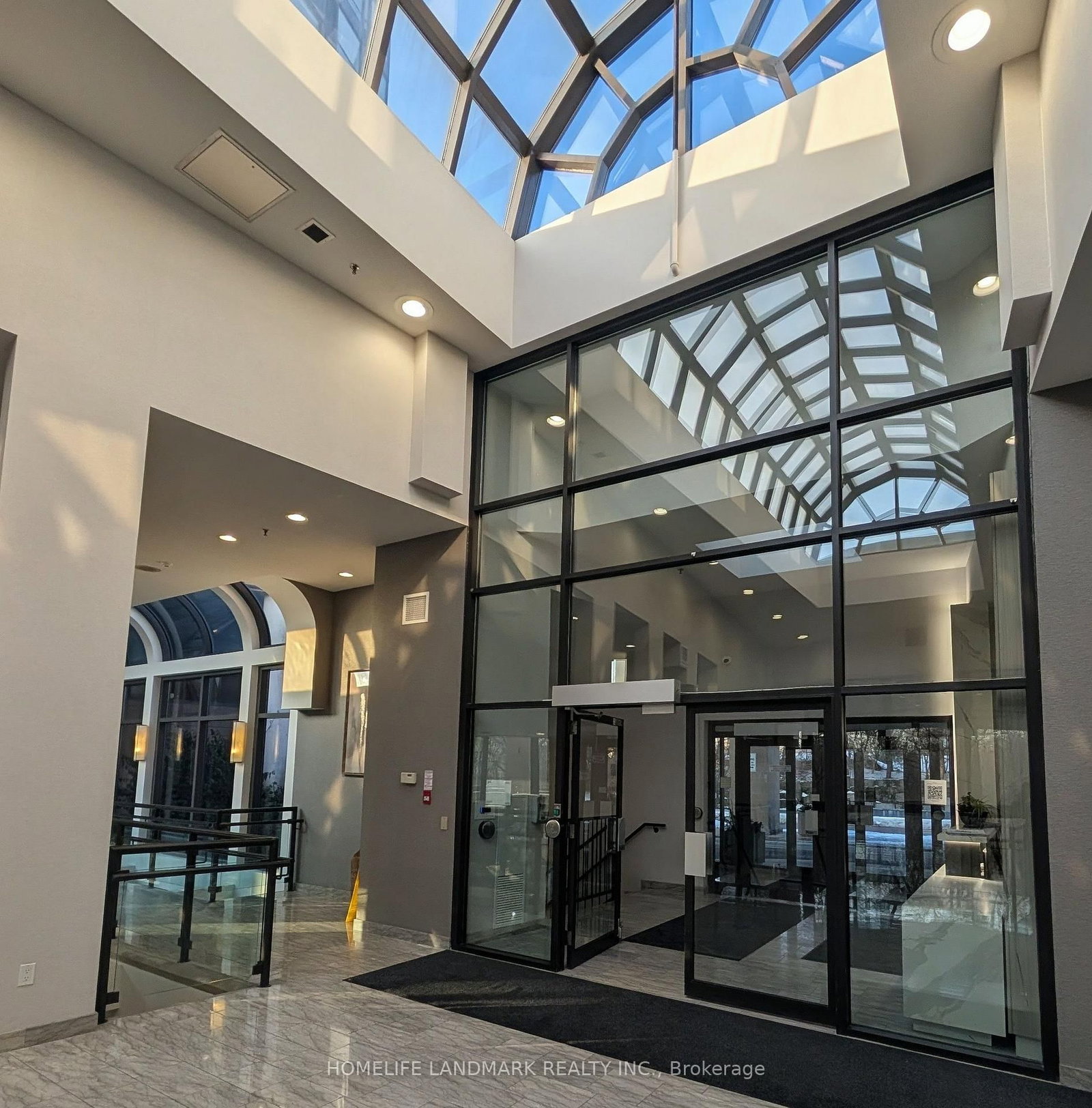 1 Hickory Tree Road, Unit 004 - Photo 4