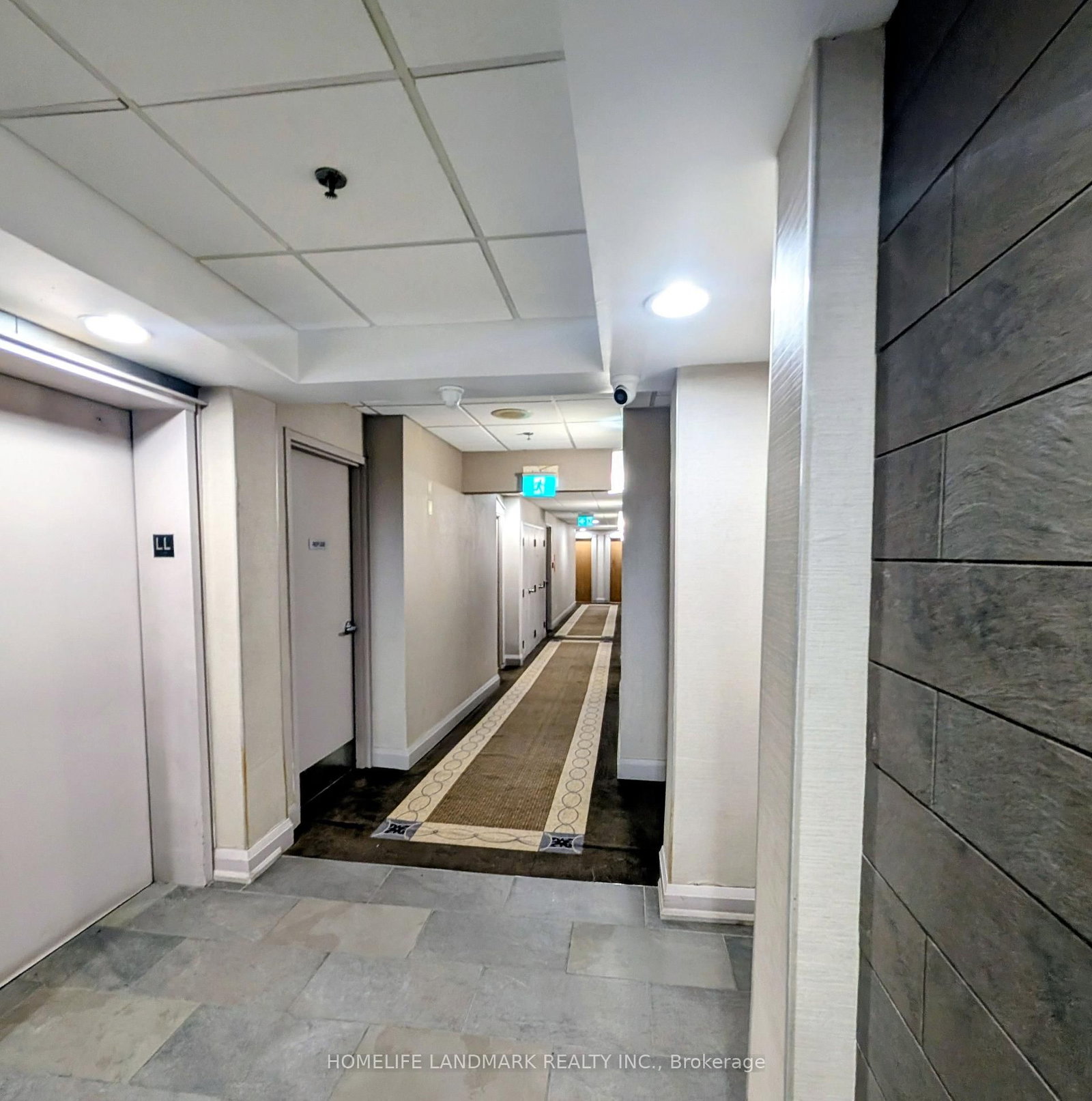 1 Hickory Tree Road, Unit 004 - Photo 5