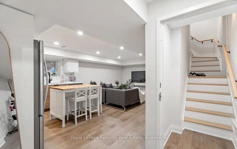 Lower - 219 Glendonwynne Rd, Toronto, M6P 3G4 | Image 2