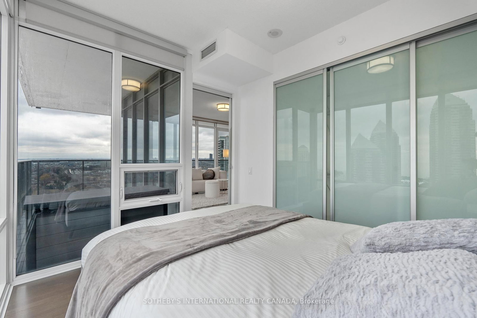 88 Park Lawn Road, Unit 2605 - Photo 26