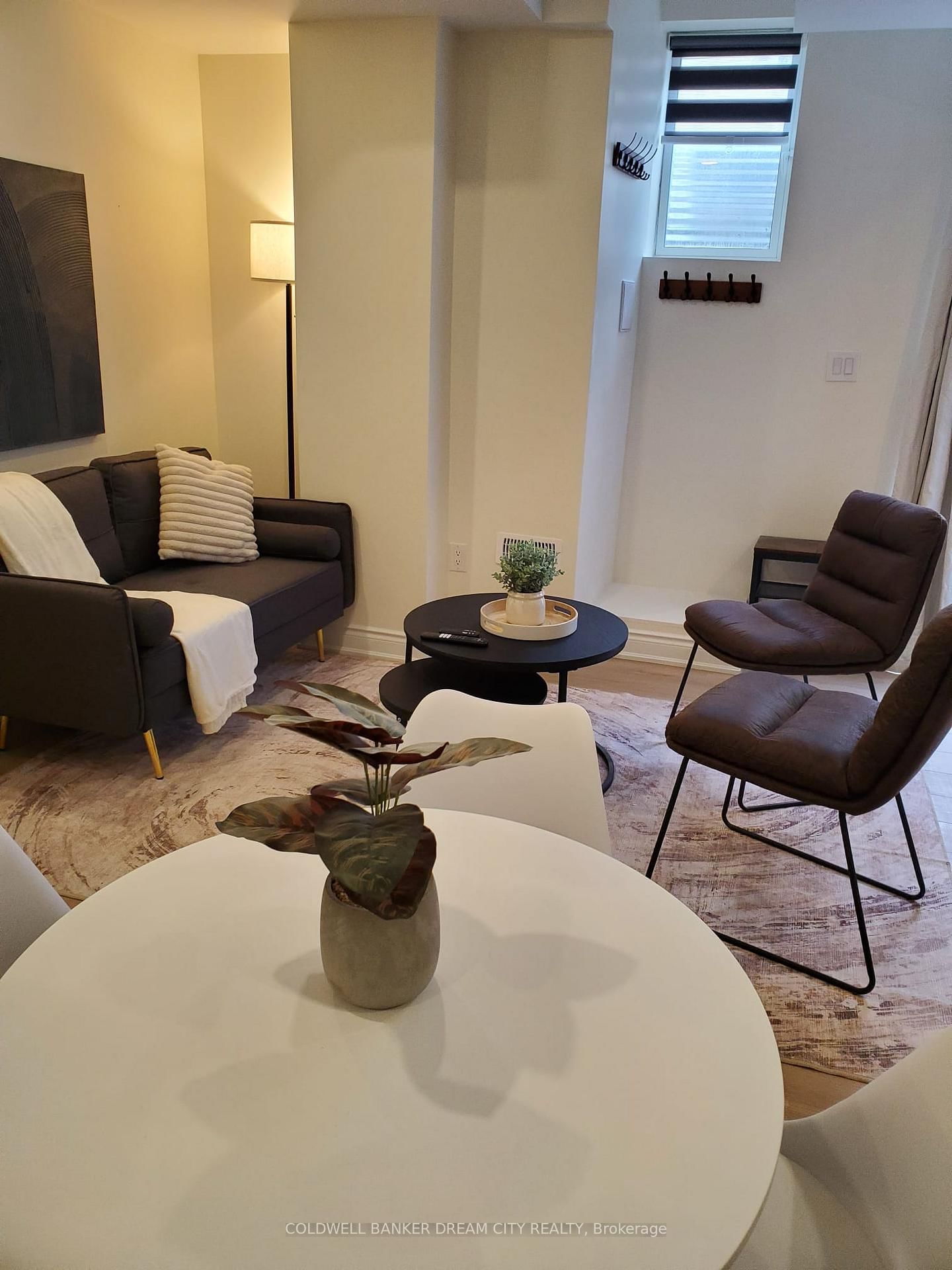 Detached House for lease at (BSMT)-1488 Kitchen Court, Milton, Ontario, L9E 1Y8 - Walker - MLS: W12981790