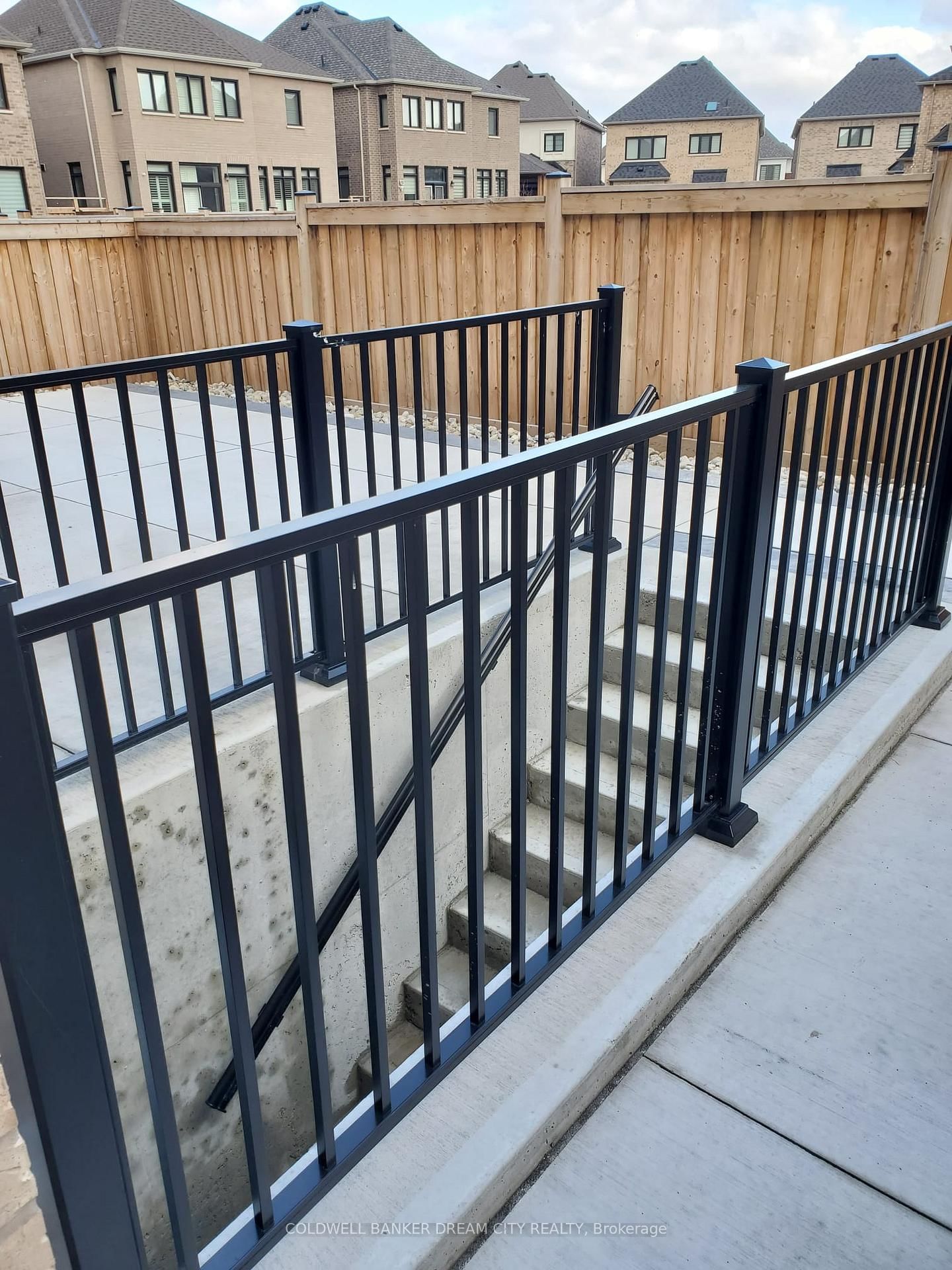 Detached House for lease at (BSMT)-1488 Kitchen Court, Milton, Ontario, L9E 1Y8 - Walker - MLS: W12981790