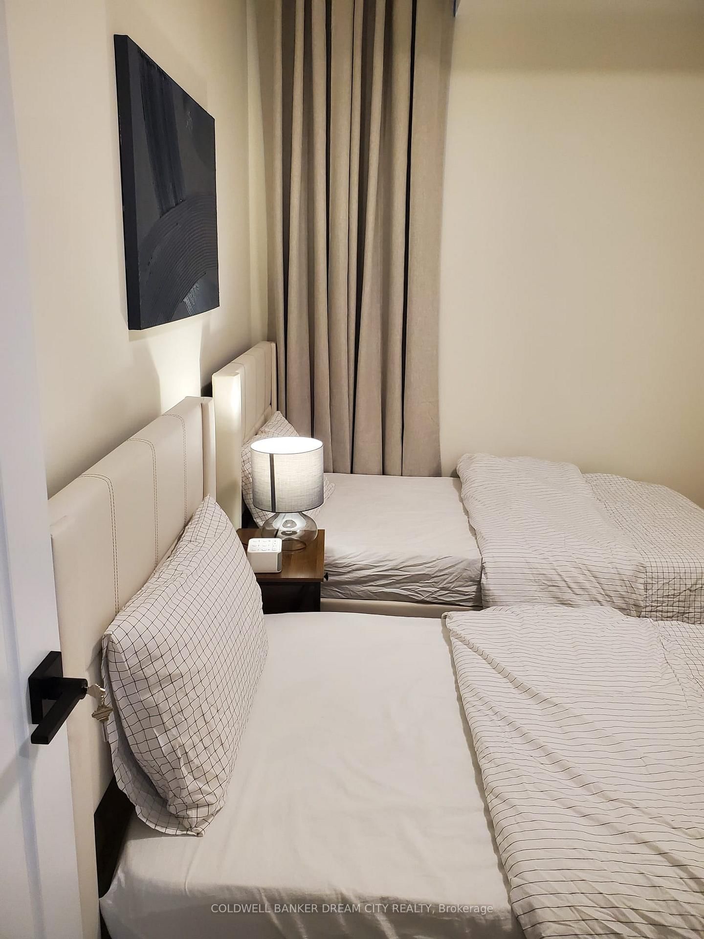 Detached House for lease at (BSMT)-1488 Kitchen Court, Milton, Ontario, L9E 1Y8 - Walker - MLS: W12981790