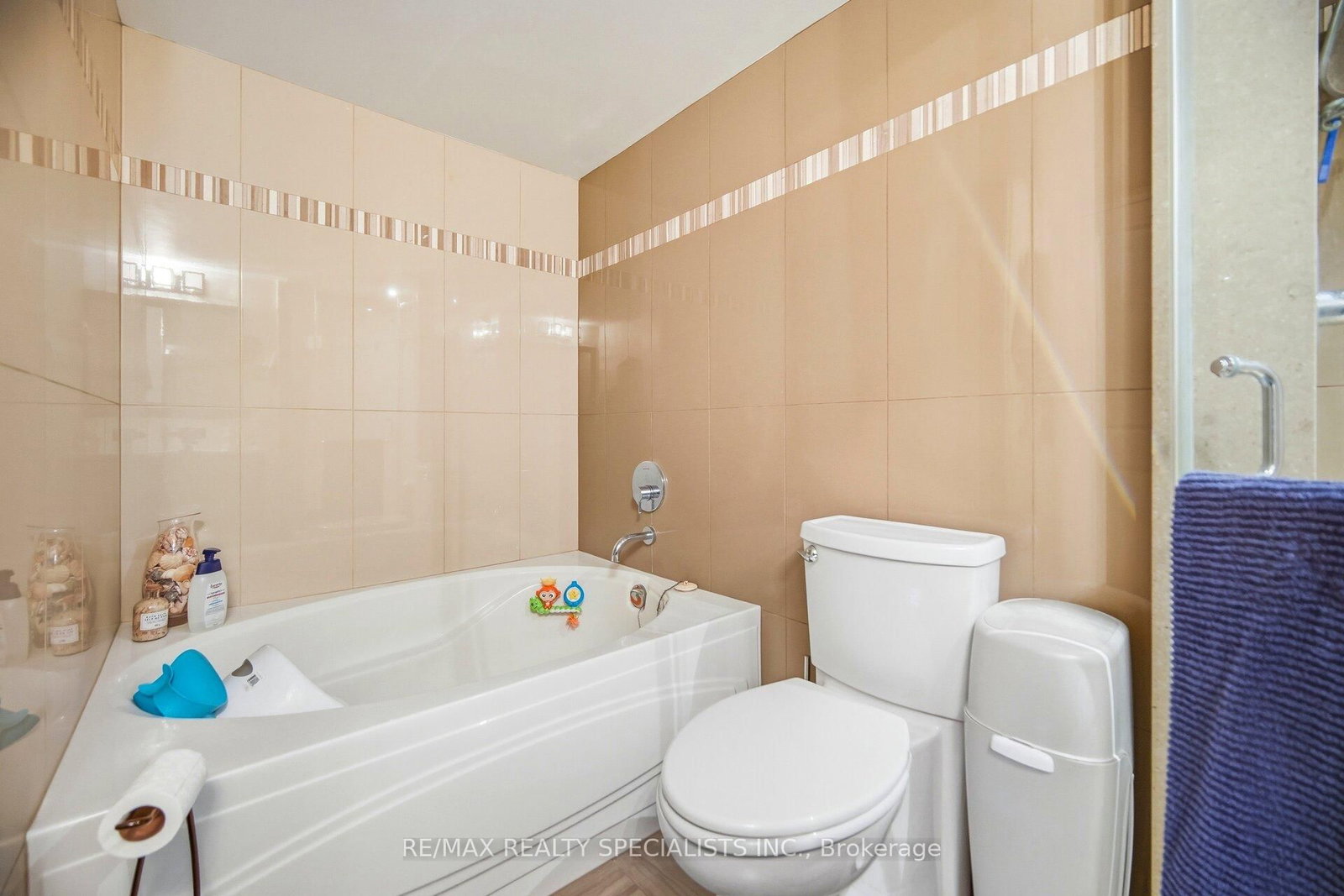 1 Rowntree Road, Unit 611 - Photo 13