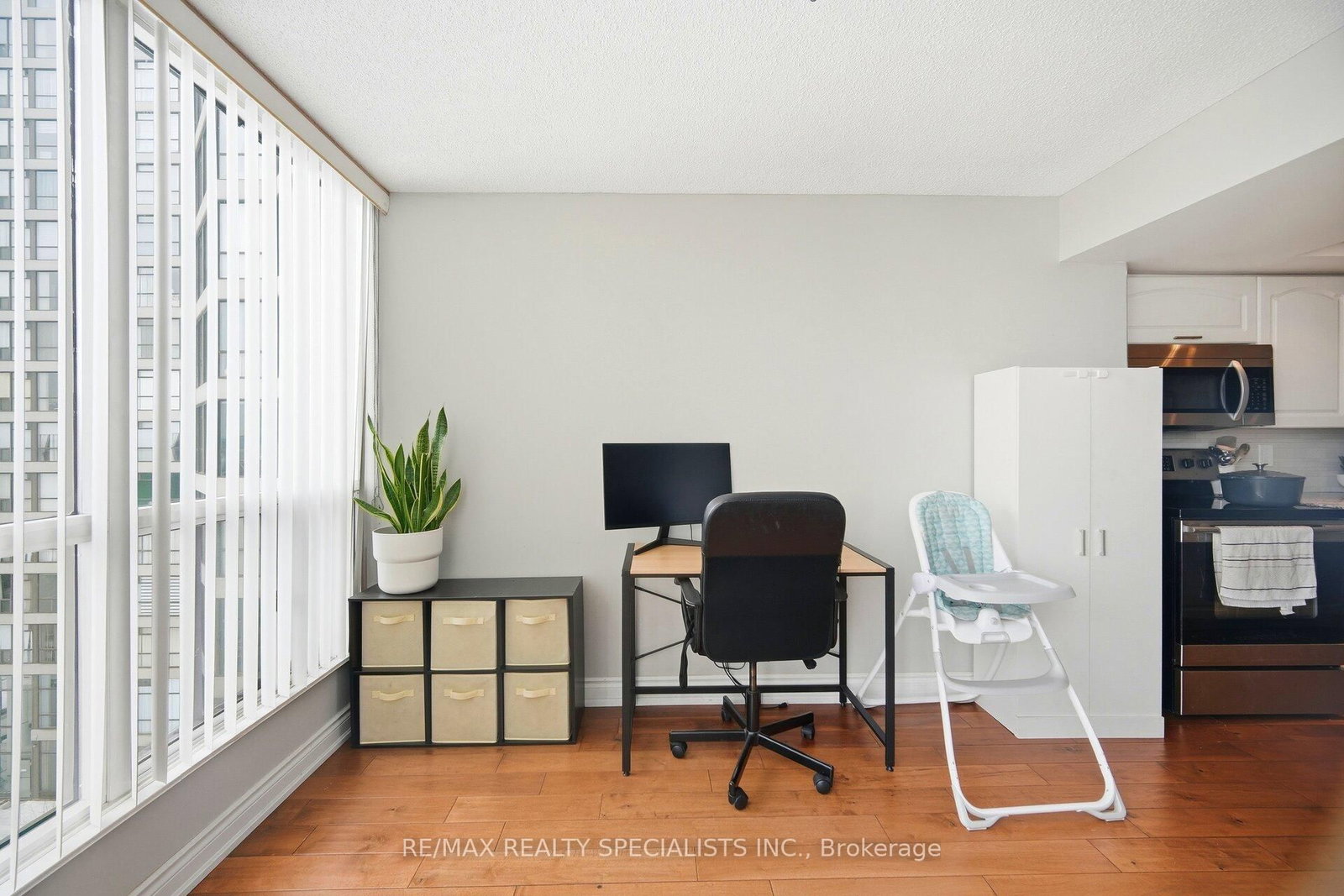 1 Rowntree Road, Unit 611 - Photo 25