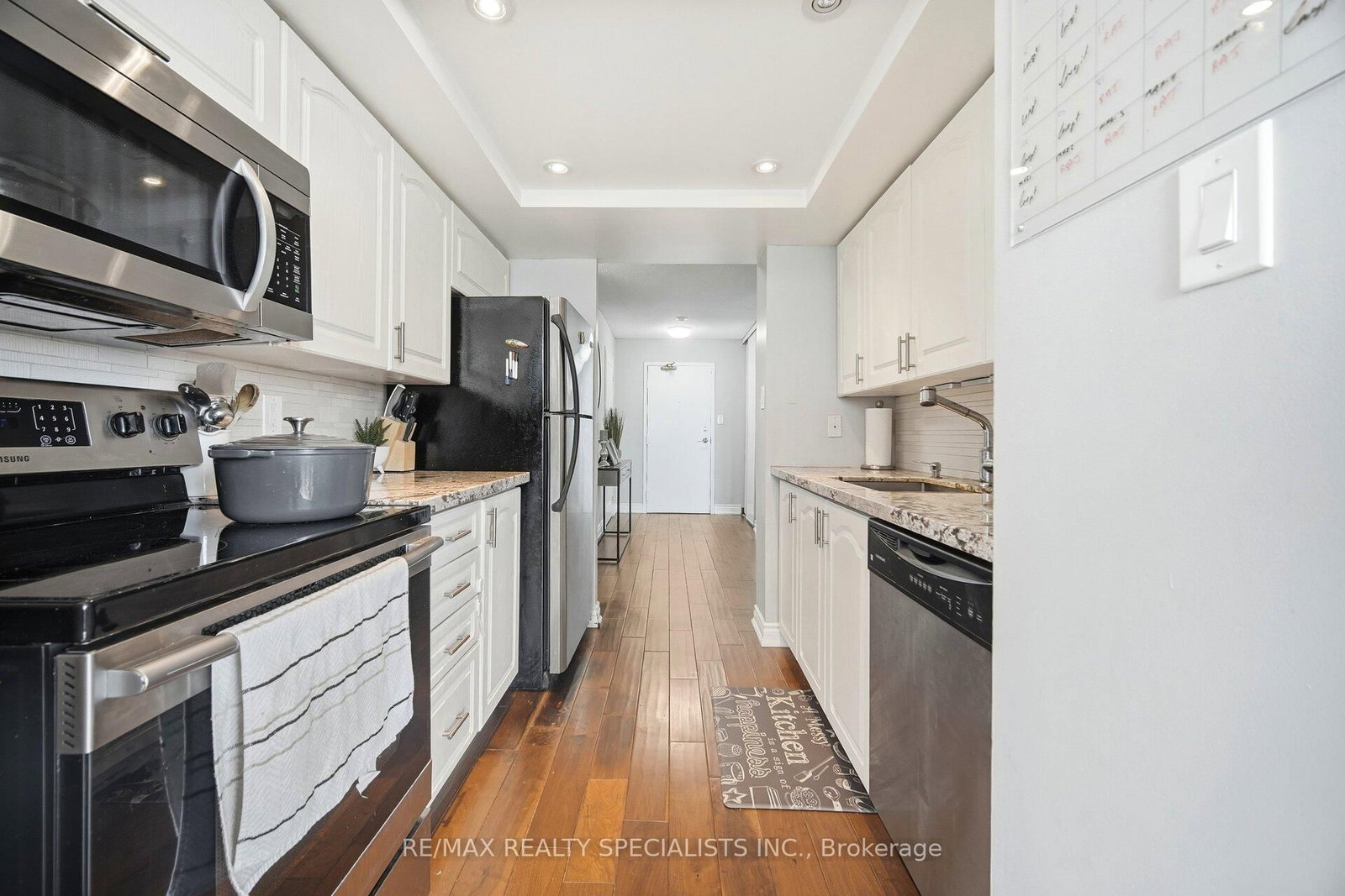 1 Rowntree Road, Unit 611 - Photo 27