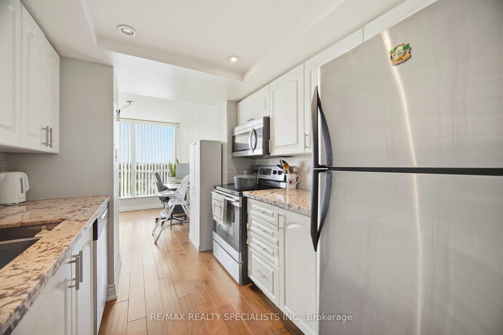 1 Rowntree Road, Unit 611 - Photo 29