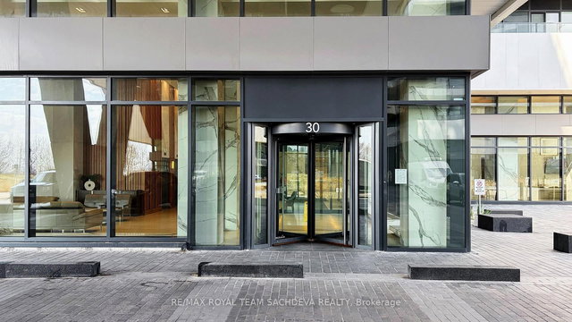 5810 - 30 Shore Breeze Drive