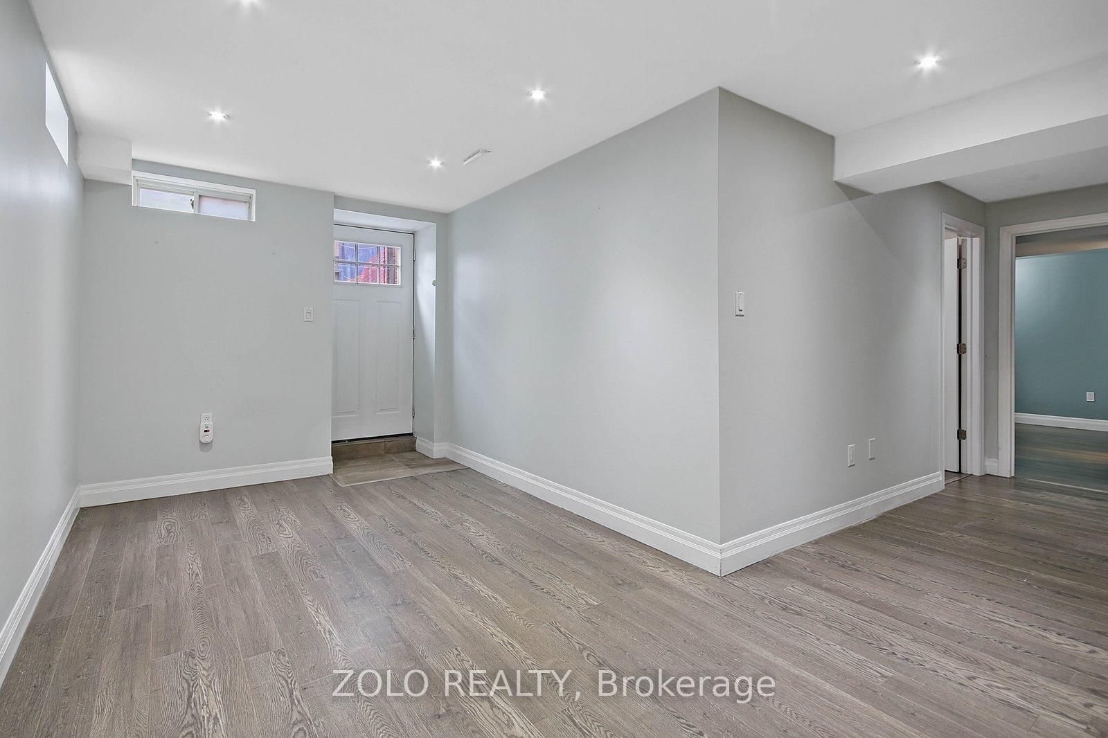 Detached House for lease at 16 Sergio Marchi (Lower) Street, Toronto, Ontario, M3L 0B7 - Downsview-Roding-CFB - MLS: W12981930